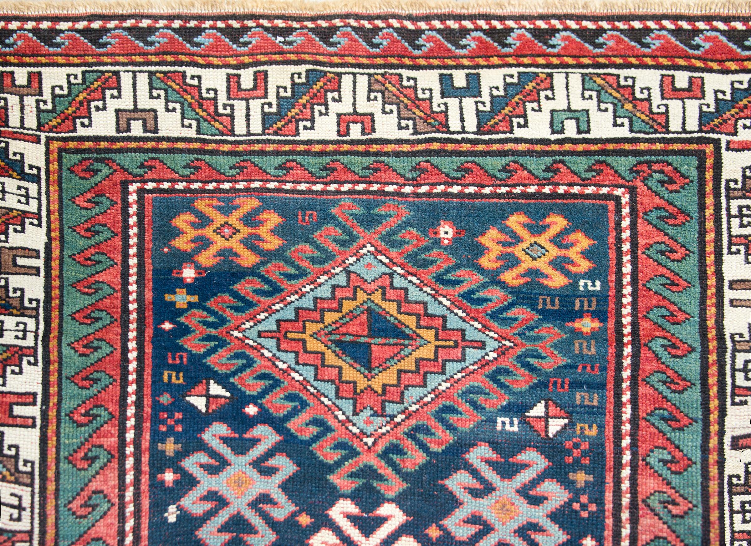 Early 20th Century Persian Shirvan Rug For Sale 4