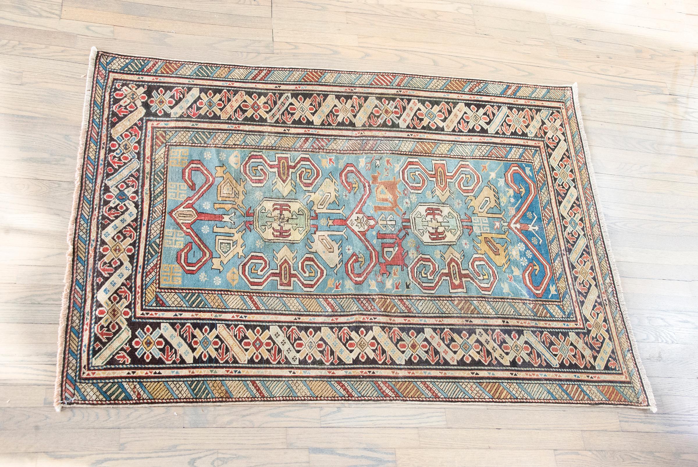 Early 20th Century Persian Shirvan Rug For Sale 10
