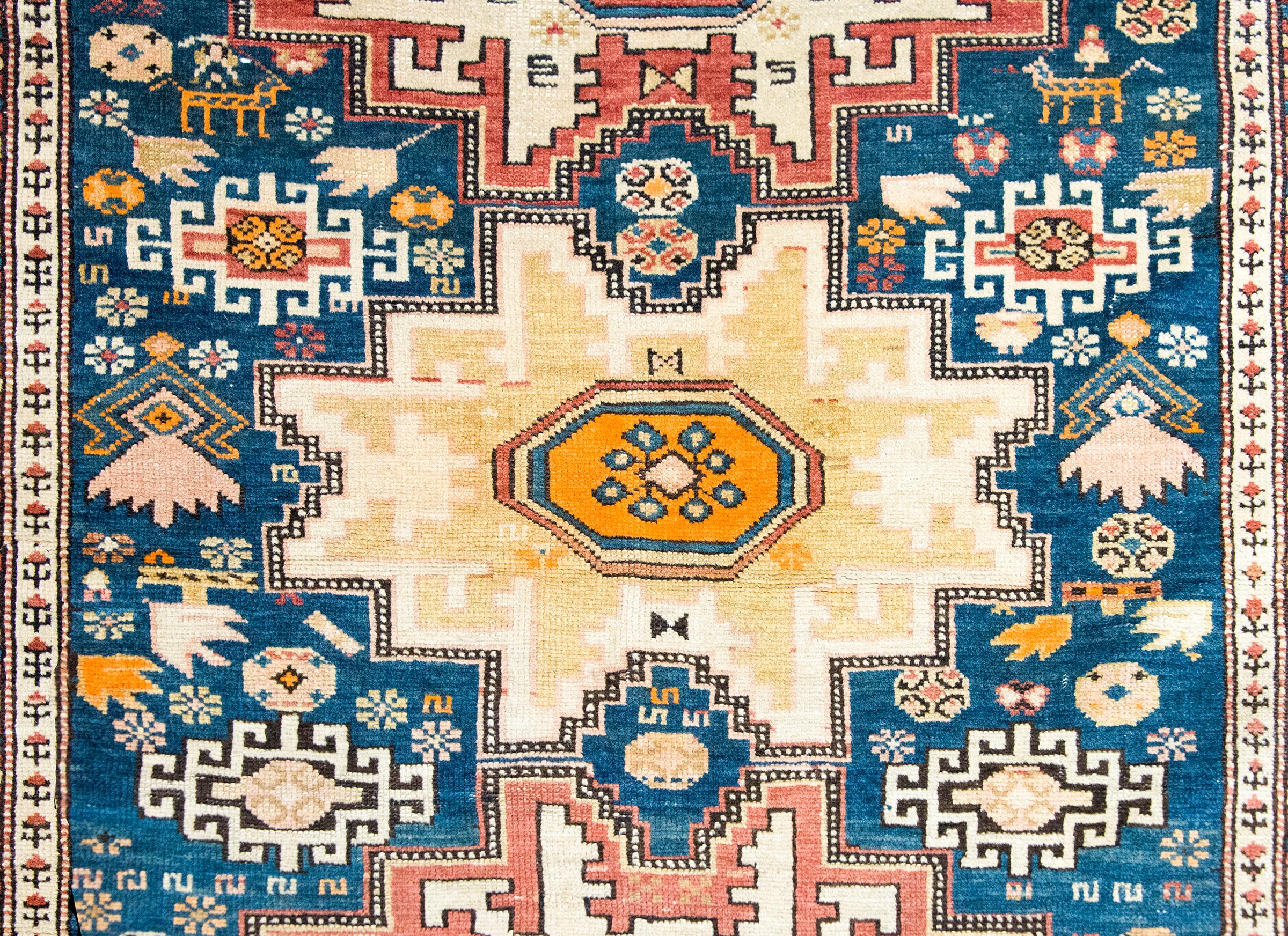 Tappeto persiano Shirvan dei primi del Novecento in vendita 1