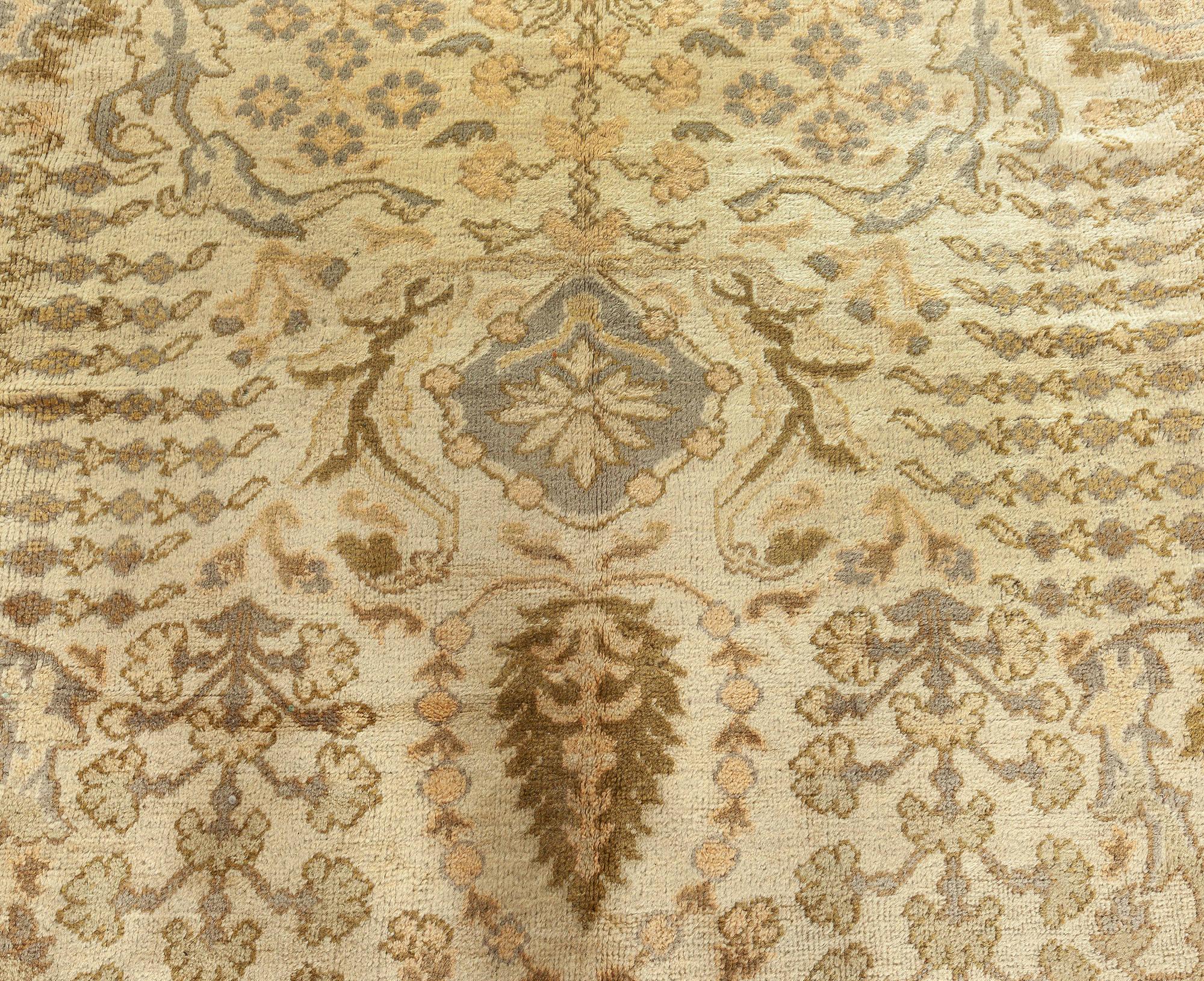 Perse Tapis persan Sultanabad Doris Leslie Blau début du 20e siècle en vente