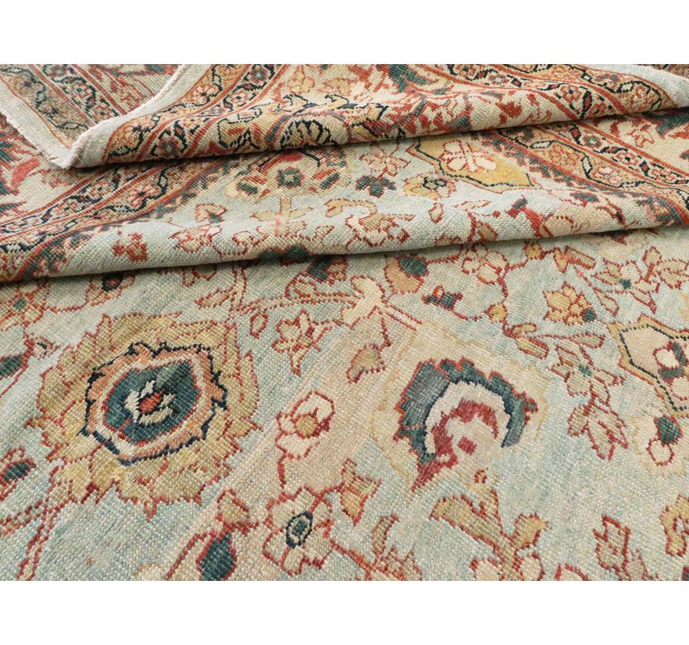 Laine Tapis persan Sultanabad du début du 20e siècle de taille standard en bleu clair et beige en vente