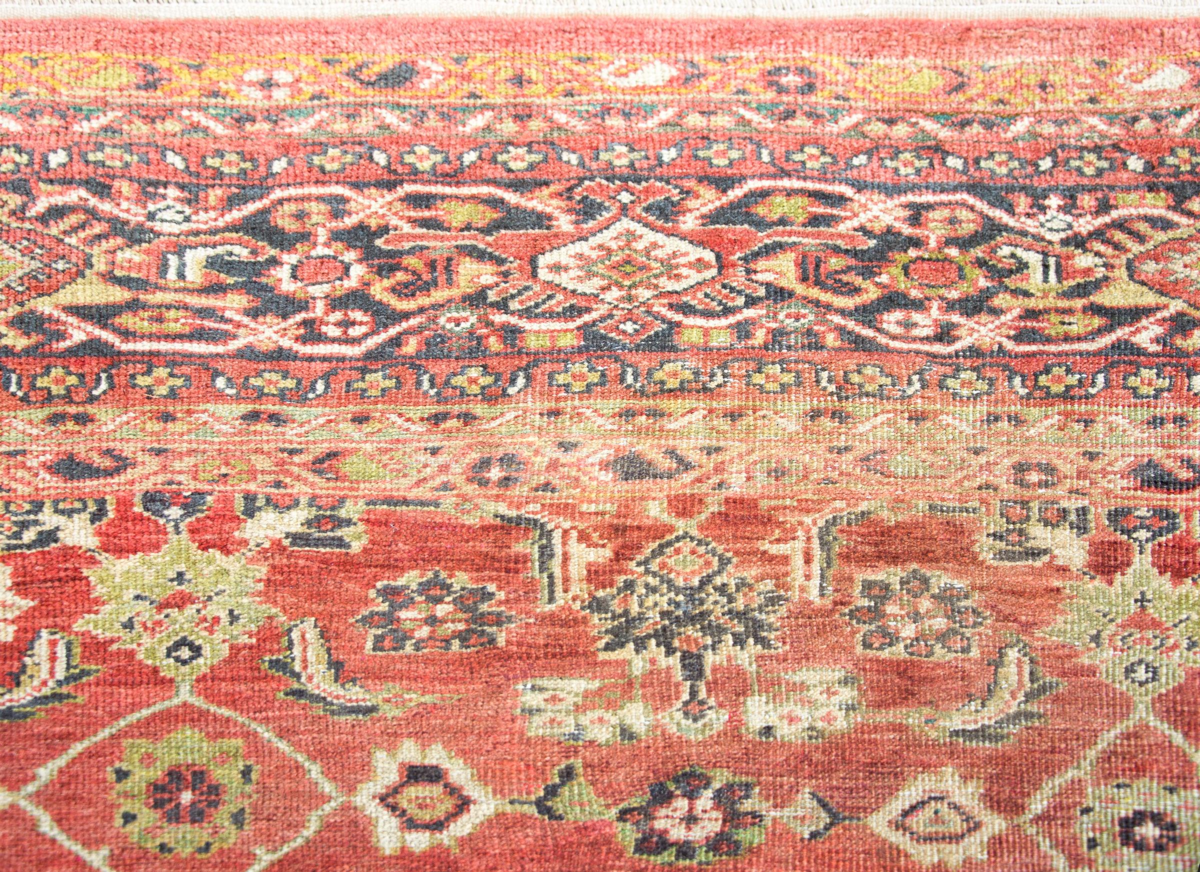 Early 20th Century Persian Sultanabad Rug For Sale 8