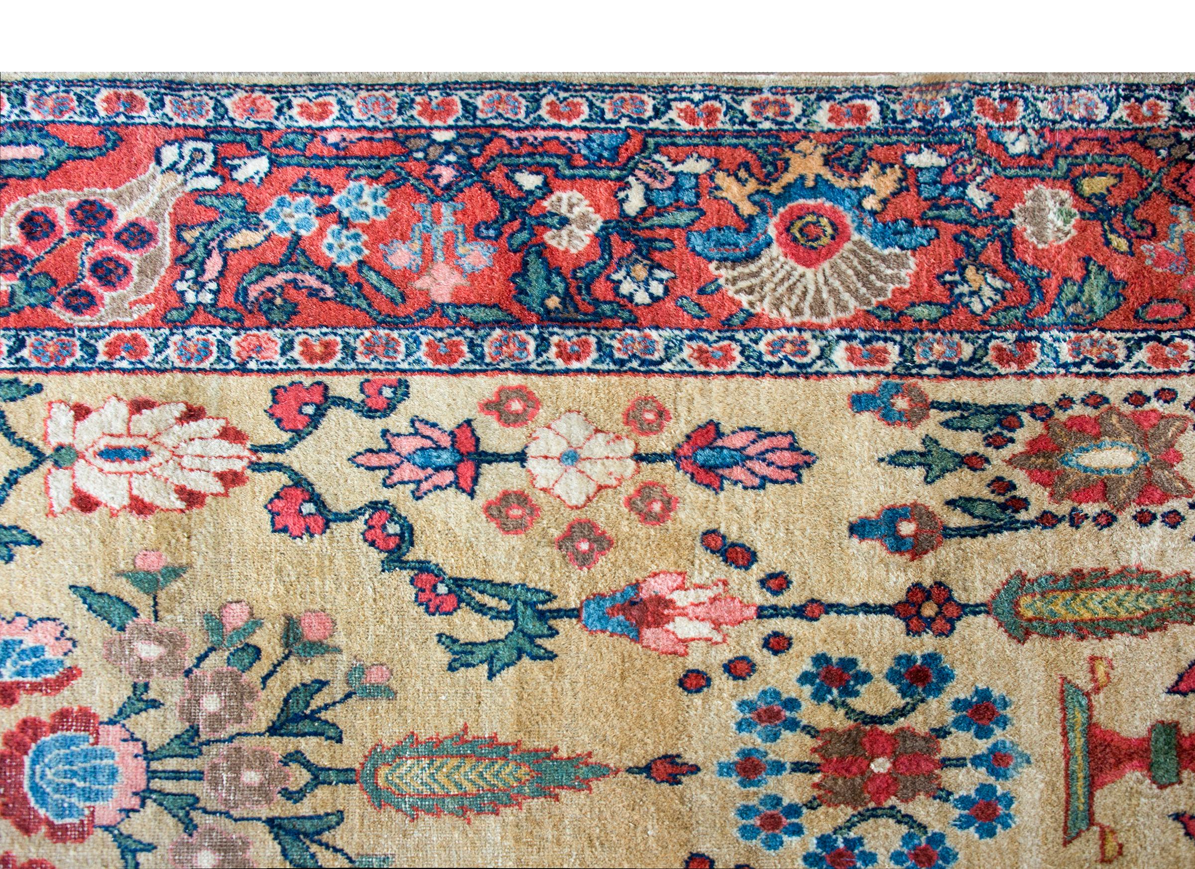 Tapis persan Sultanabad du début du 20e siècle en vente 6