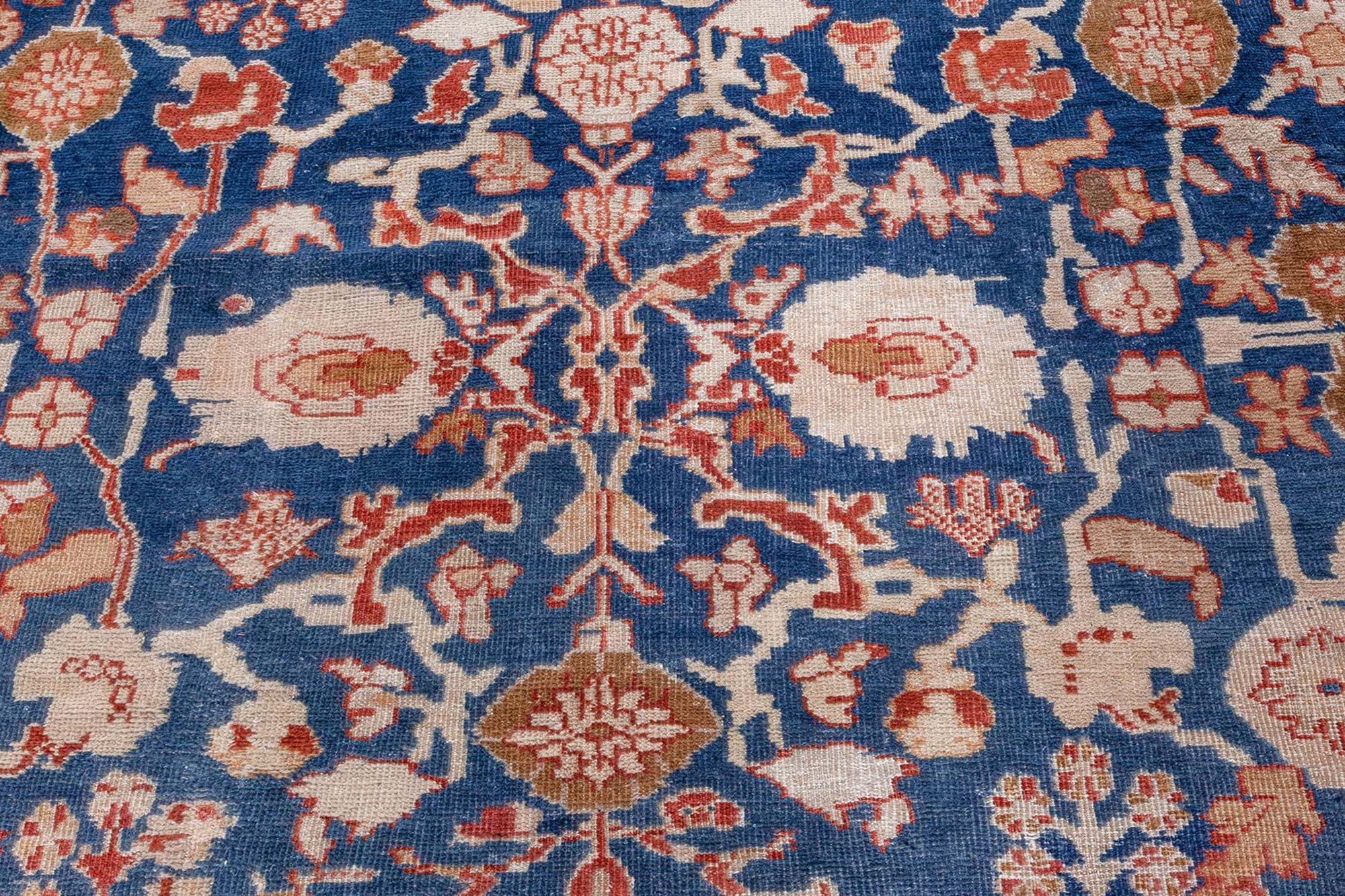 Early 20th Century Persian Sultanabad Rug
Size: 13'8
