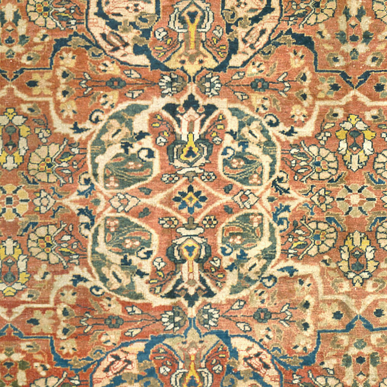 Hand-Woven Early 20th Century Persian Sultanabad Rug For Sale