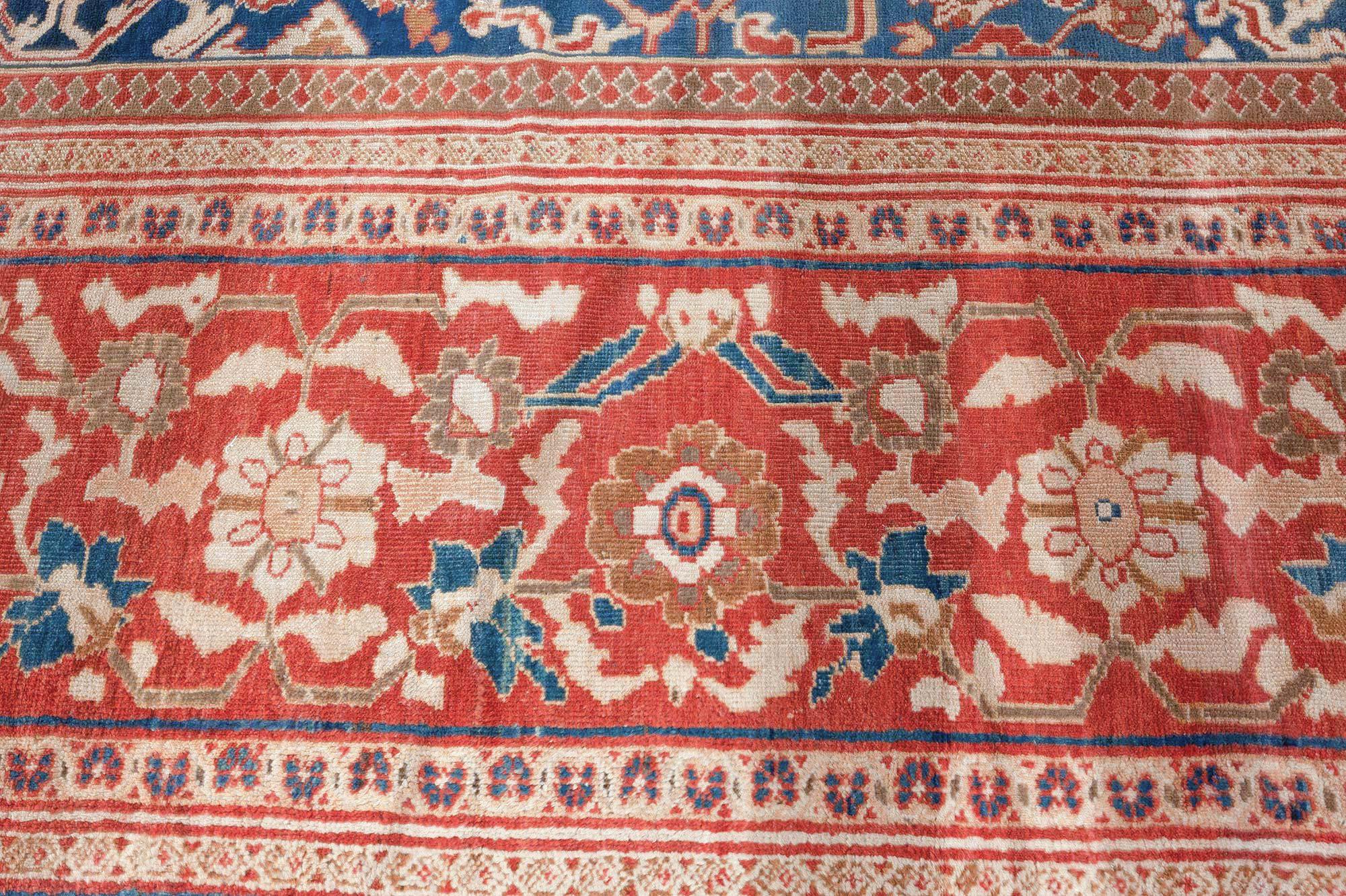 Early 20th Century Persian Sultanabad Rug For Sale 1