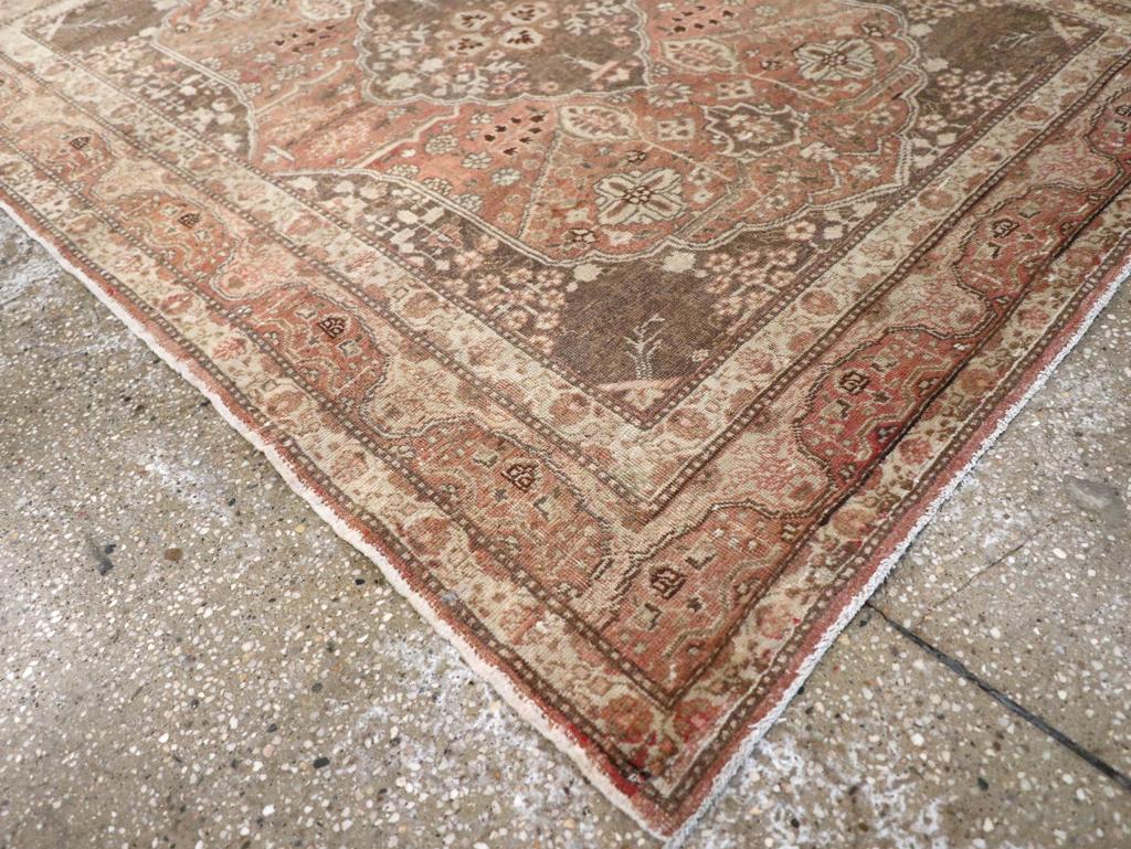 XX secolo Tappeto da salotto persiano Tabriz dei primi del Novecento in vendita
