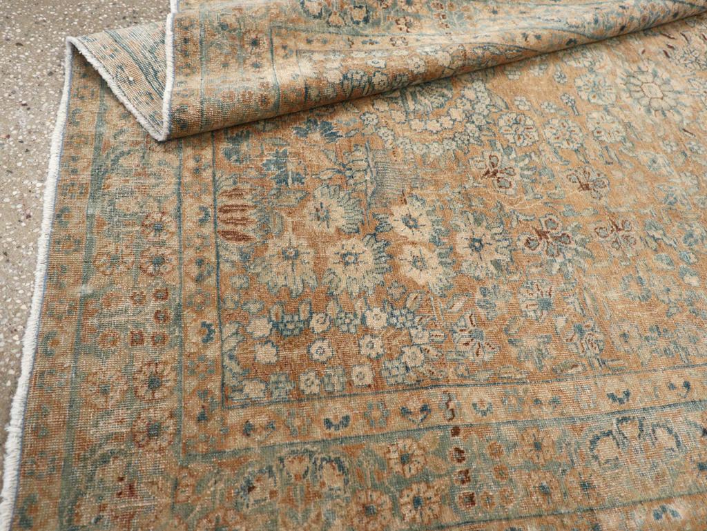 Alfombra de acento persa Tabriz de principios del siglo XX en venta 2