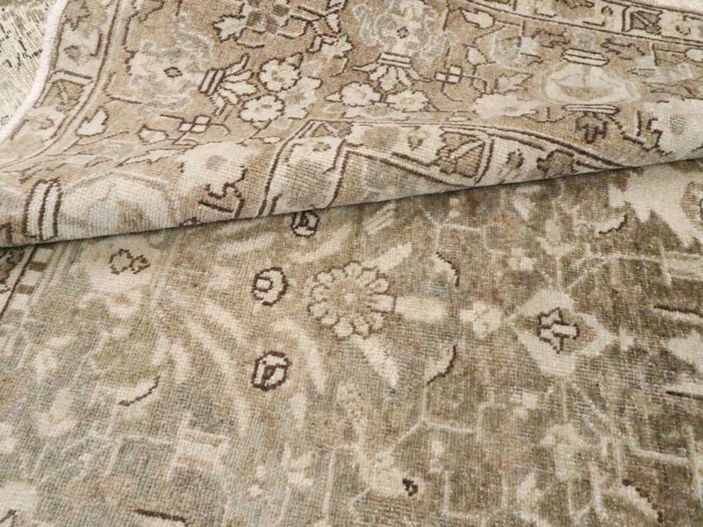 Tappeto da salotto persiano Tabriz dei primi del Novecento in vendita 1