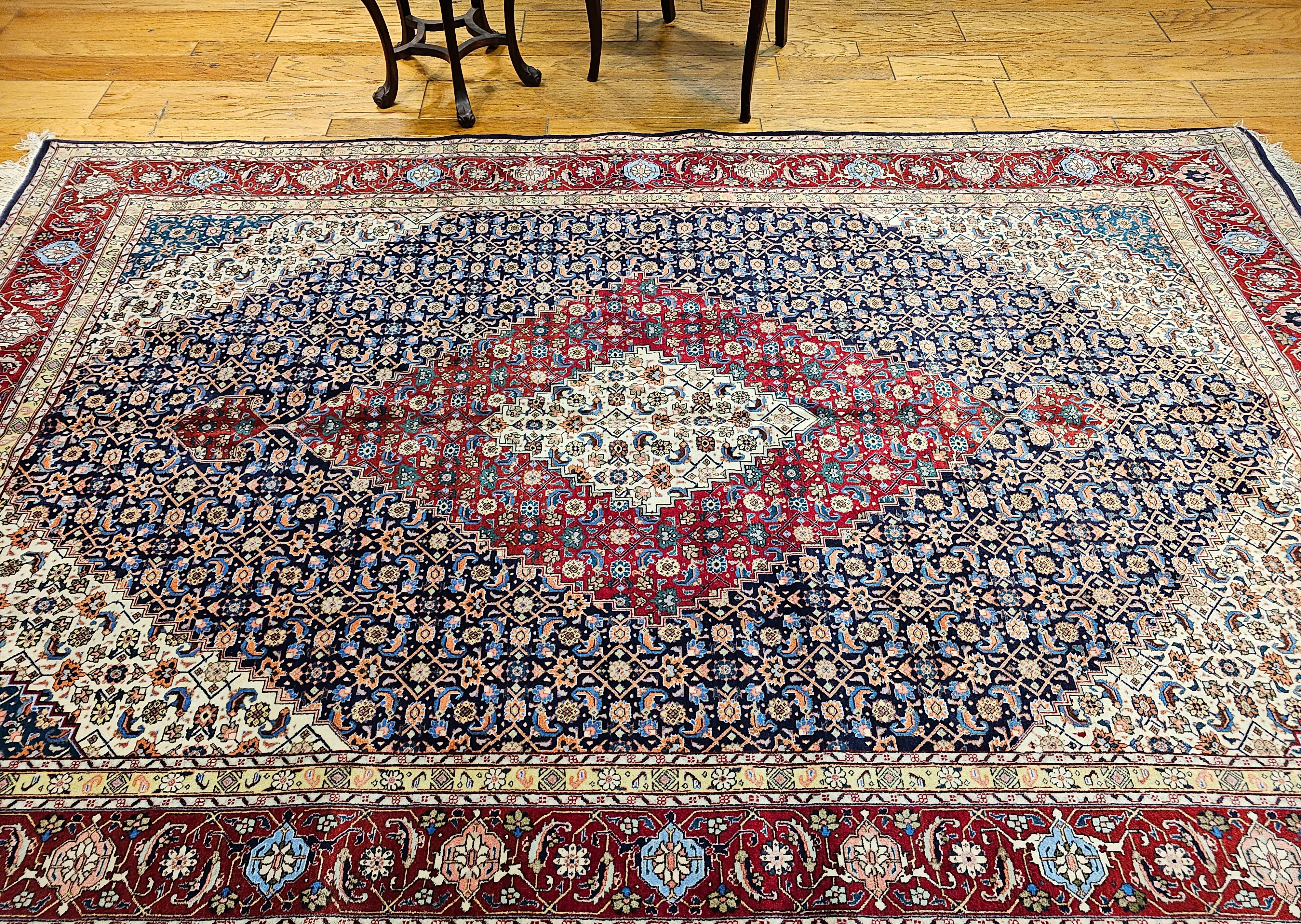 Tappeto Tabriz Mahi persiano dei primi del Novecento con motivi geometrici in vendita 8