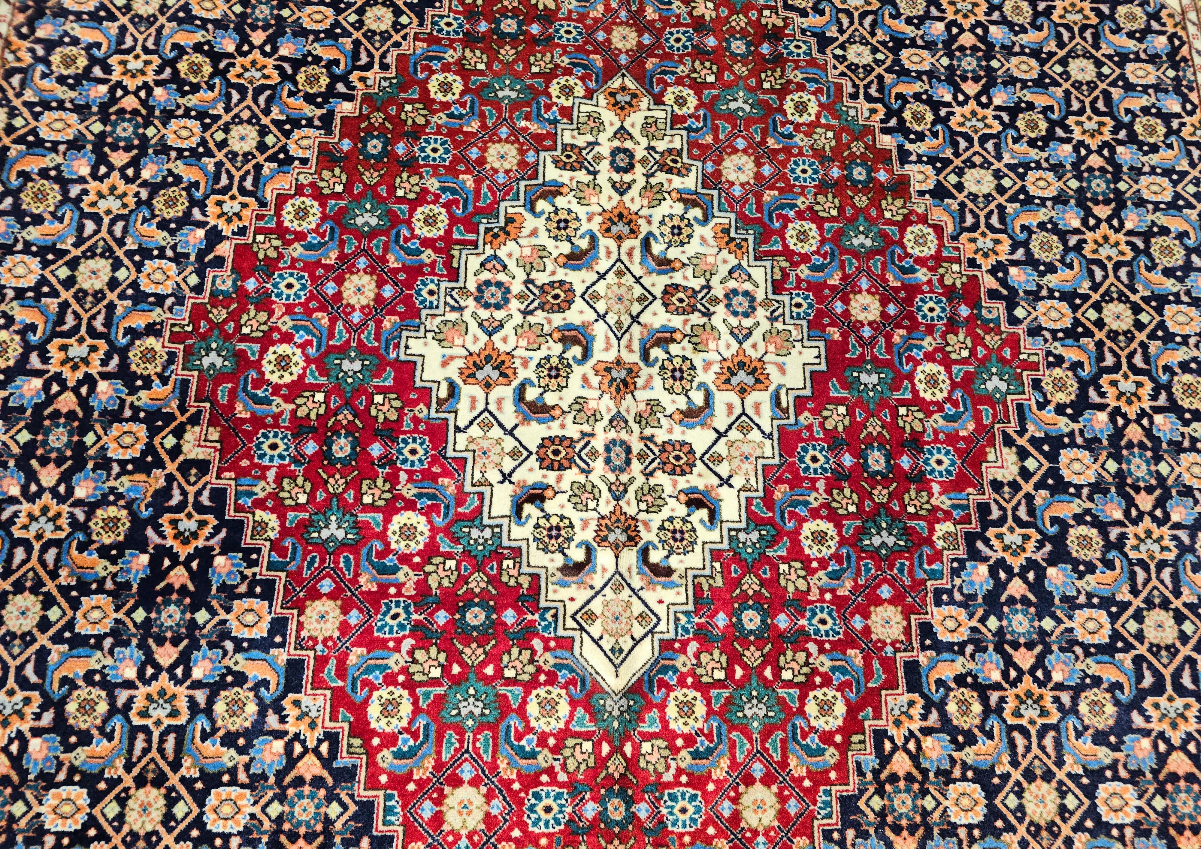 Tappeto Tabriz Mahi persiano dei primi del Novecento con motivi geometrici in vendita 2