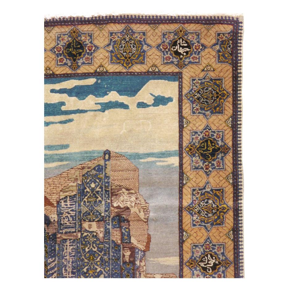 Persischer Täbris-Teppich des frühen 20. Jahrhunderts mit malerischen Akzenten (Volkskunst) im Angebot