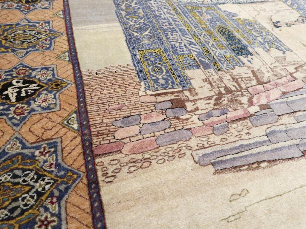 Persischer Täbris-Teppich des frühen 20. Jahrhunderts mit malerischen Akzenten im Angebot 1