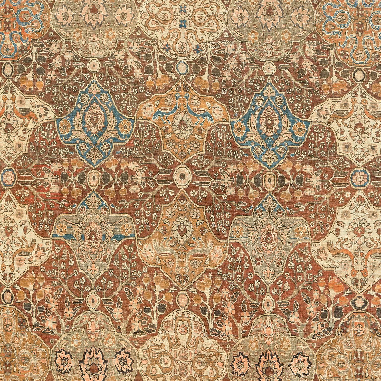 Persiano Early 20th Century Persian Tabriz Rug in vendita