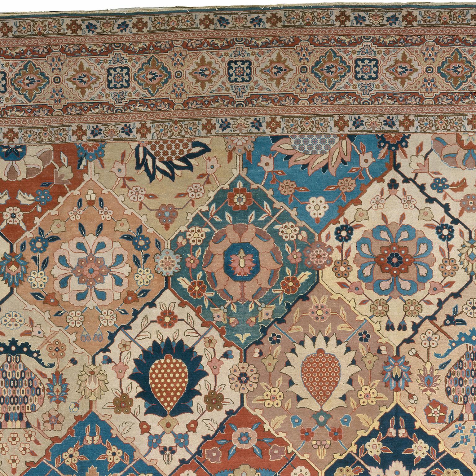 Hand-Woven Early 20th Century Persian Tabriz Rug For Sale