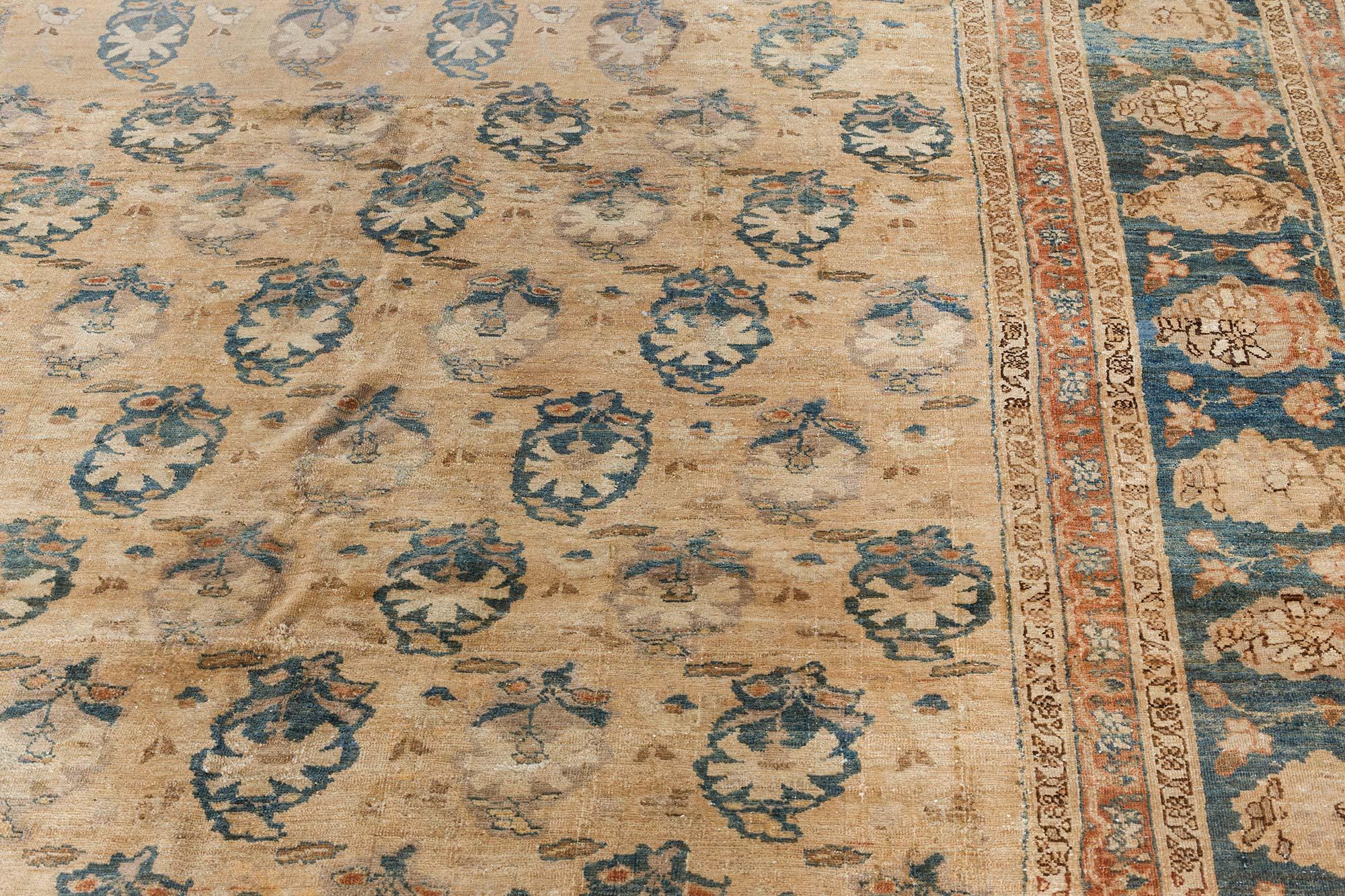 Early 20th Century Persian Tabriz Botanic Wool Rug In Good Condition For Sale In New York, NY