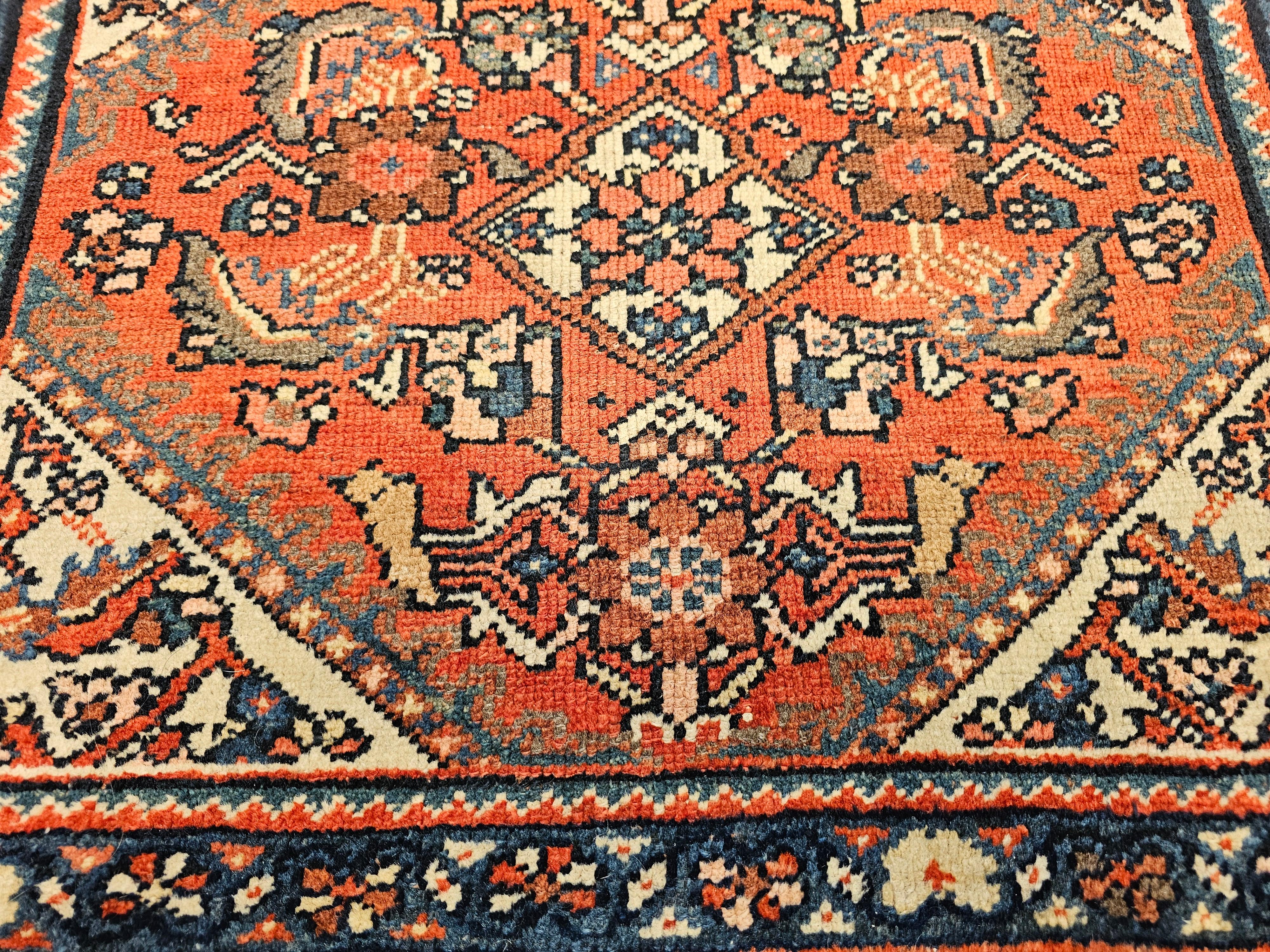 Bagface Malayer tribale persiano dell'inizio del XX secolo usato come arte da parete nomade in vendita 2