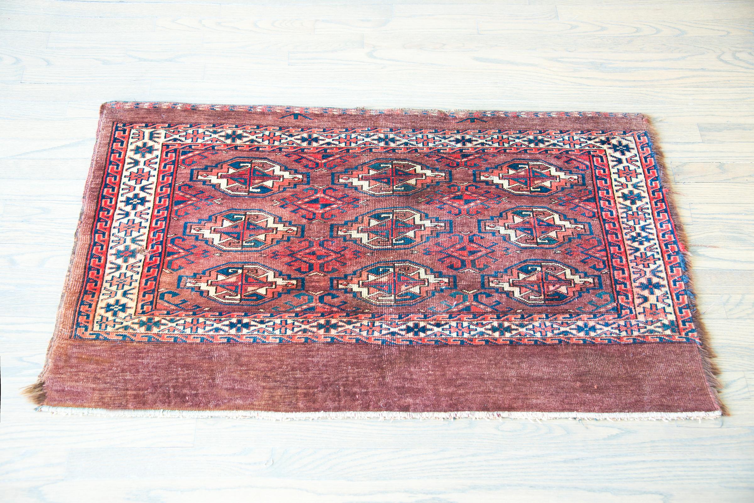 Early 20th Century Persian Turkman Rug For Sale 8