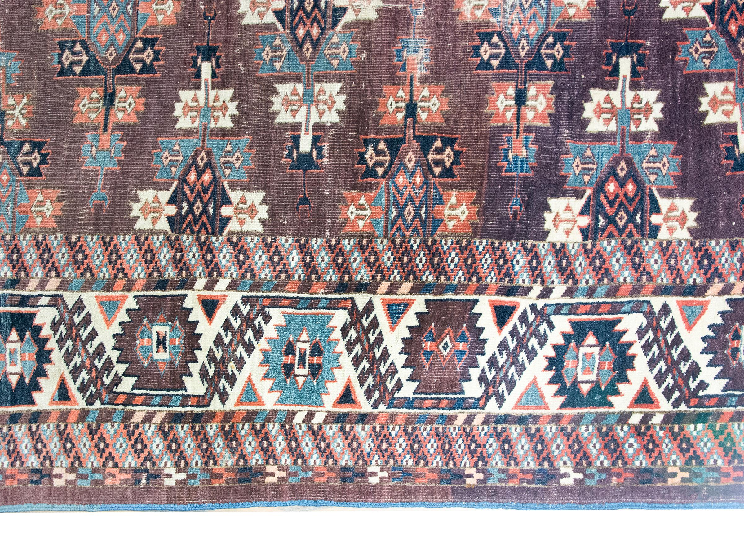 Persiano Tappeto persiano turkmeno dei primi del Novecento in vendita