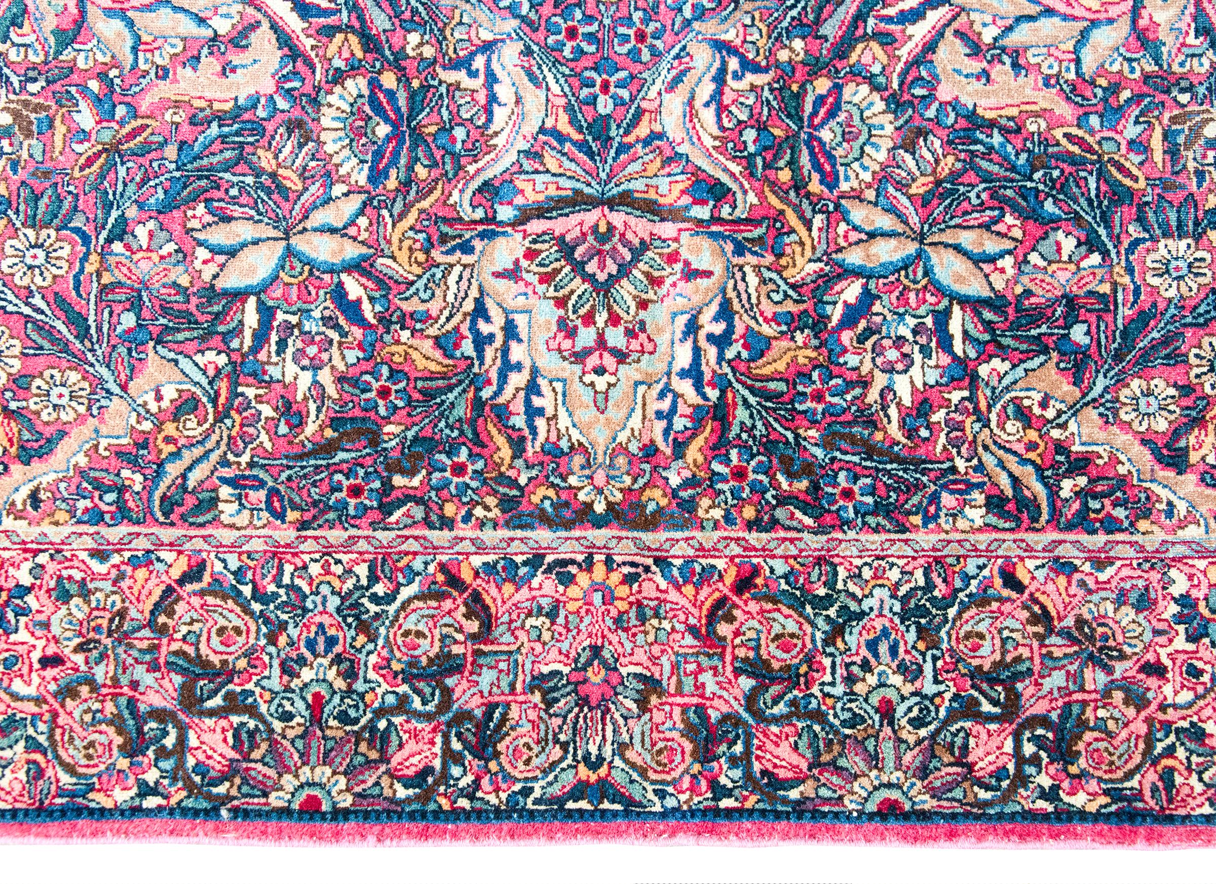 Persiano Tappeto persiano Yazd dei primi del Novecento in vendita