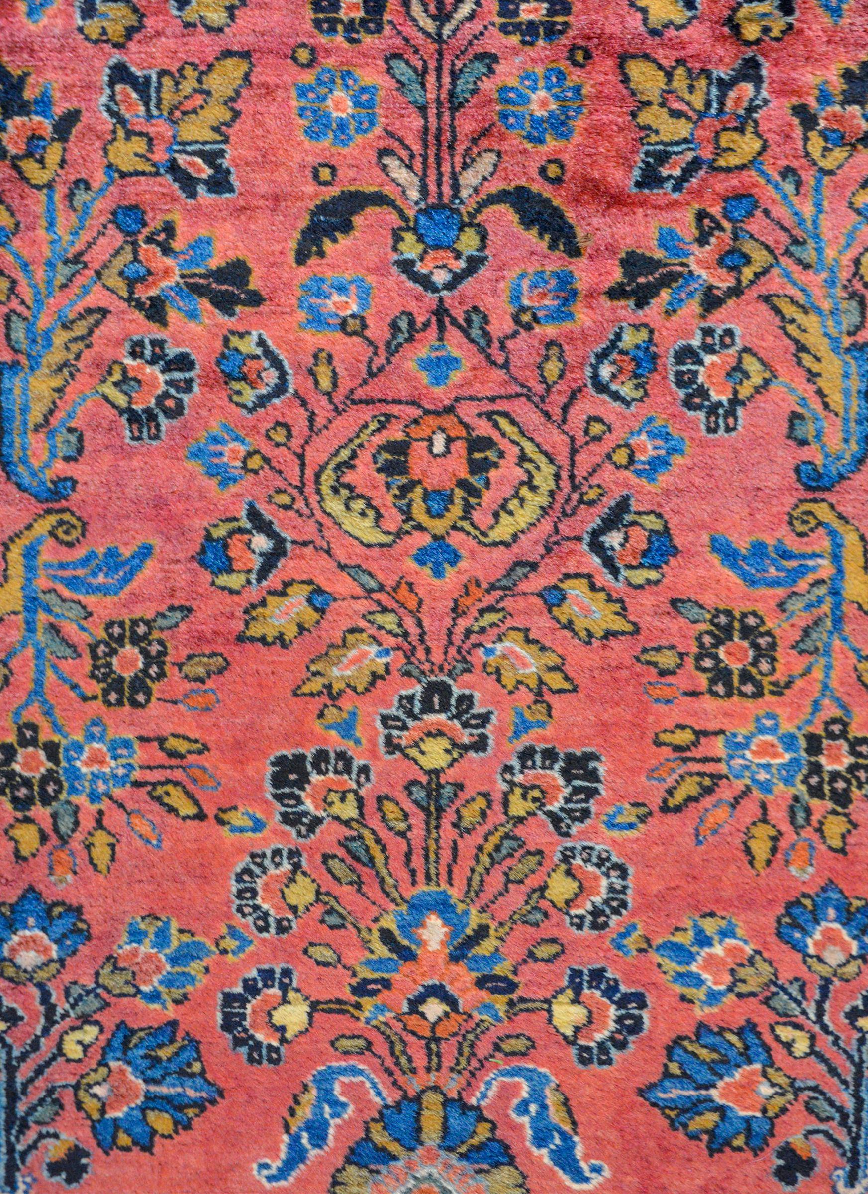 Vegetable Dyed Early 20th Century Petite Sarouk Rug For Sale