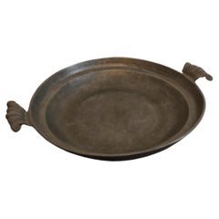 Plato de servir de peltre de principios del siglo XX