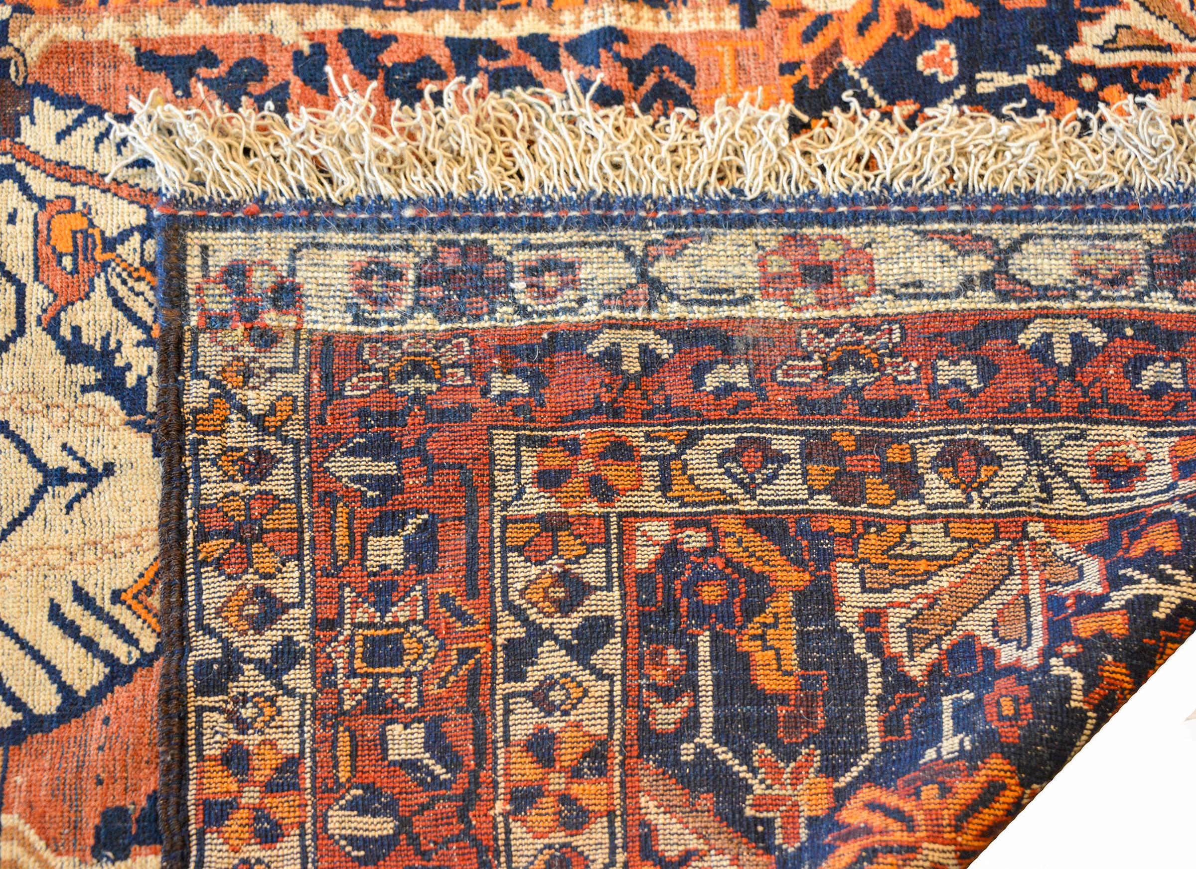 Early 20th Century Pictorial Qashgai Rug For Sale 1