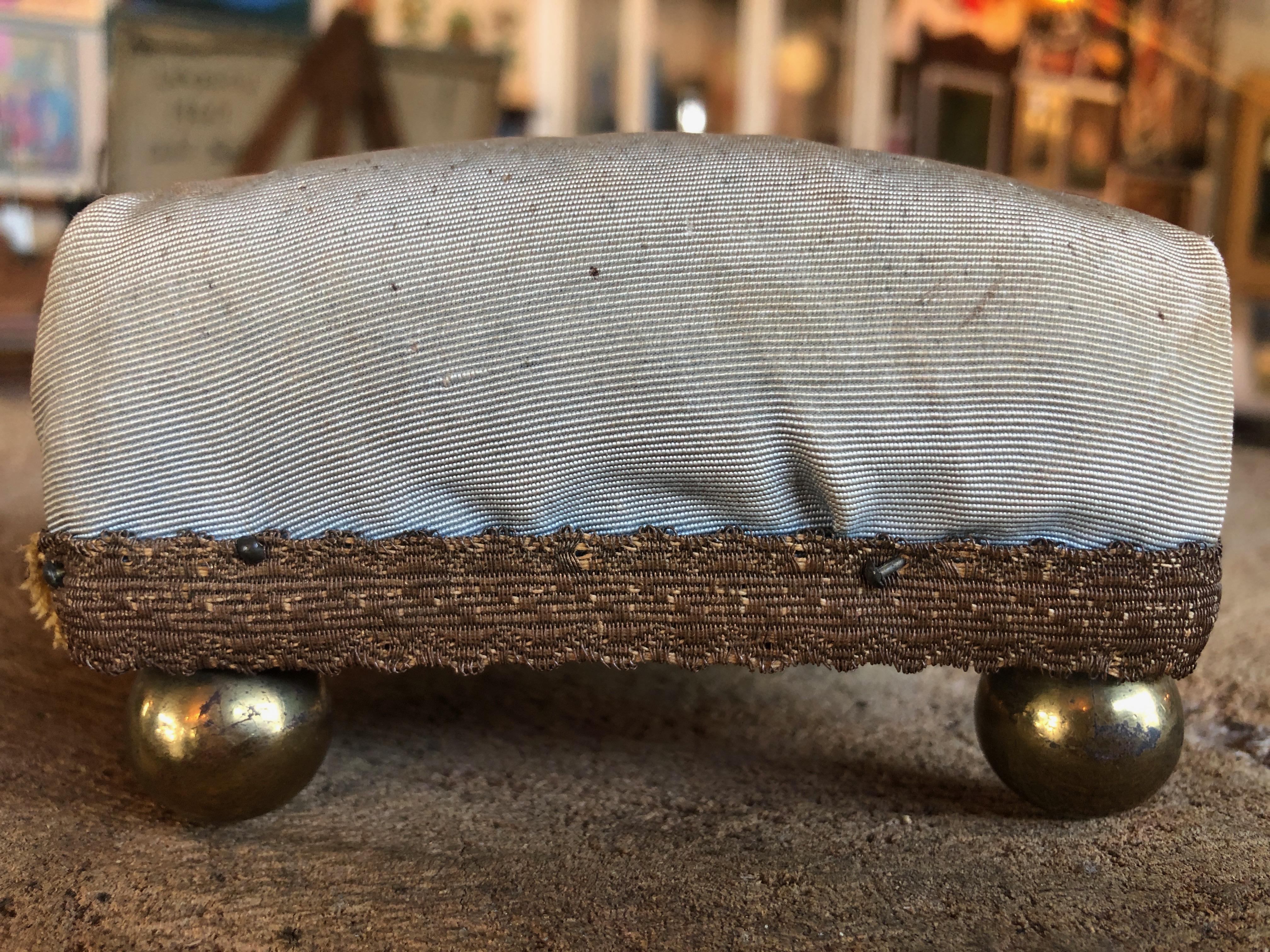 Early 20th Century Pin Cushion For Sale 1