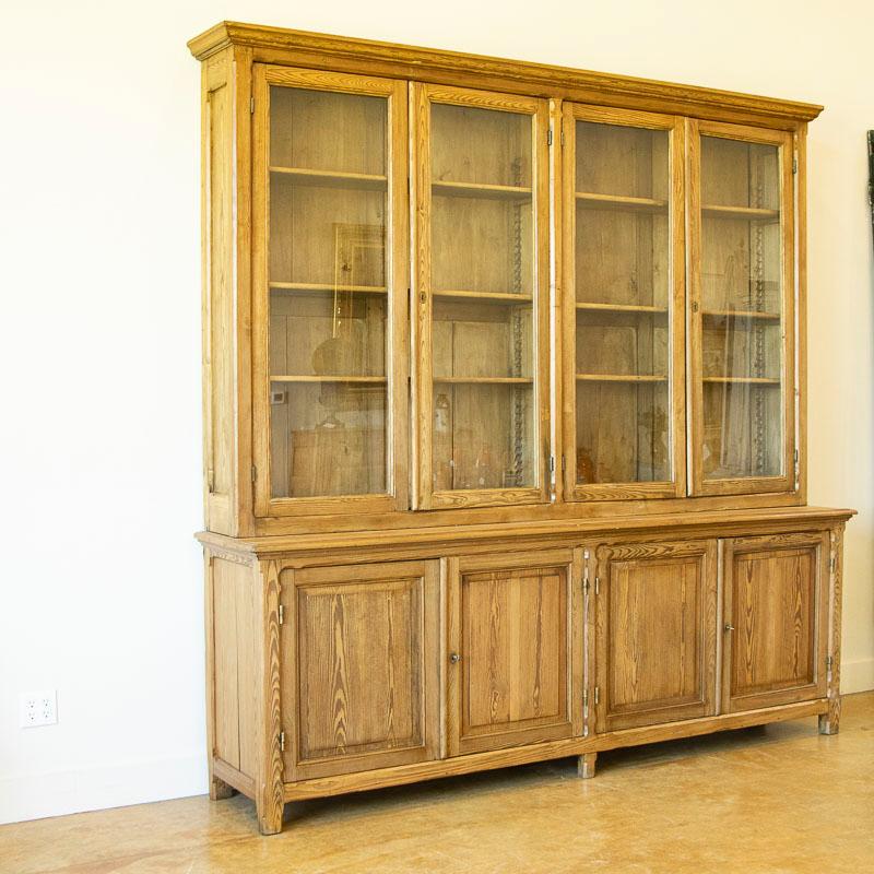 Early 20th Century Pine Antique Large Bookcase Display Cabinet from France In Good Condition In Round Top, TX