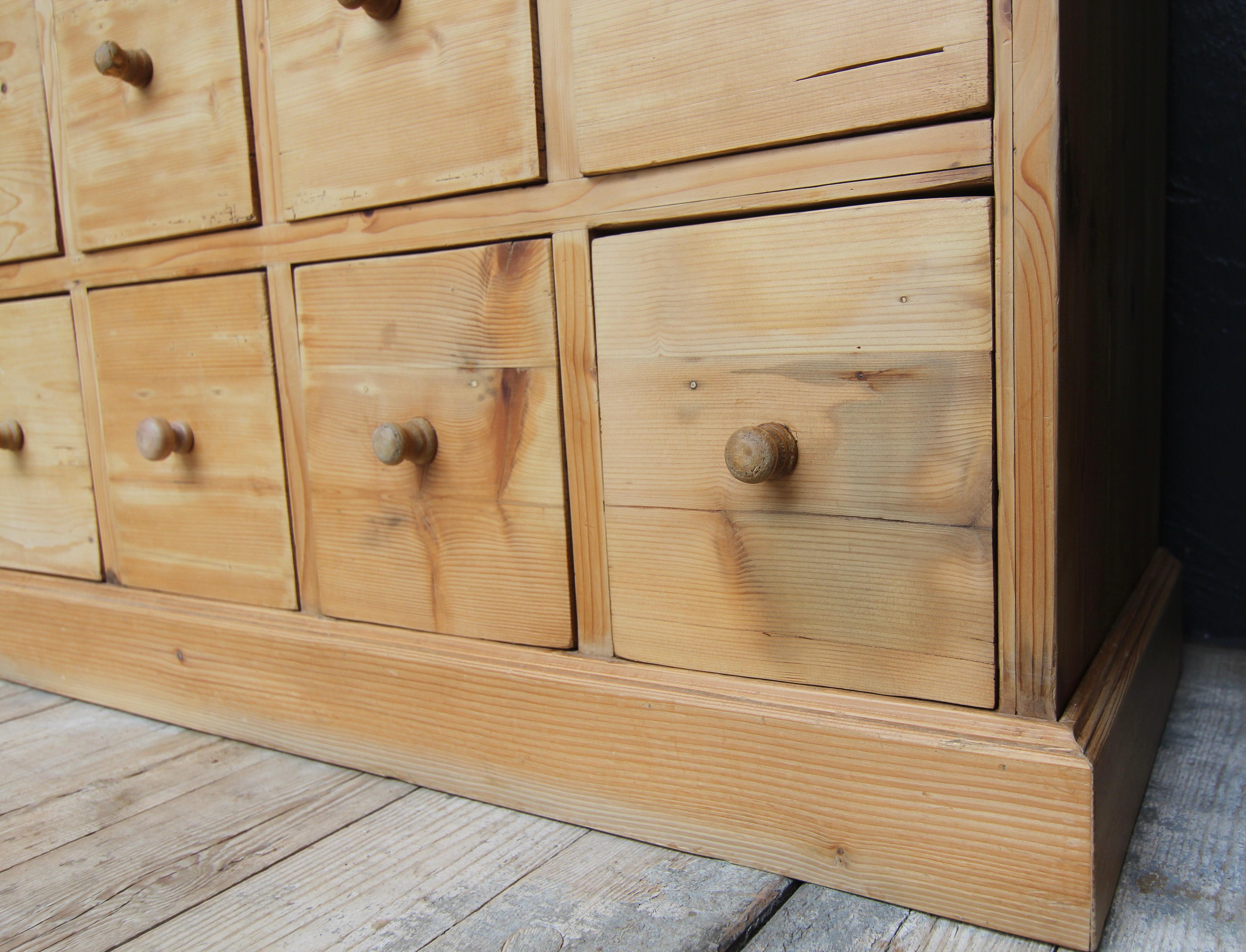 Early 20th Century Pine Apothecary Cabinet For Sale 10
