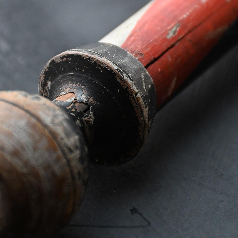 Early 20th Century Pine Barbers Pole In Good Condition In London, GB
