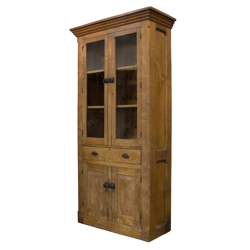 Rustic Early 20th Century Pine Hutch
