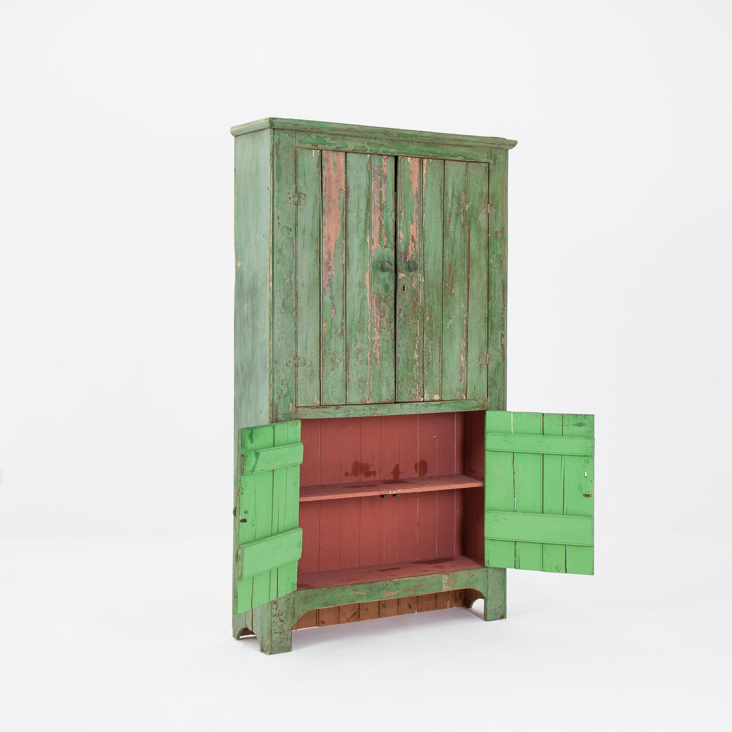 Early 20th Century Pine Painted Green Cupboard In Good Condition In York, GB