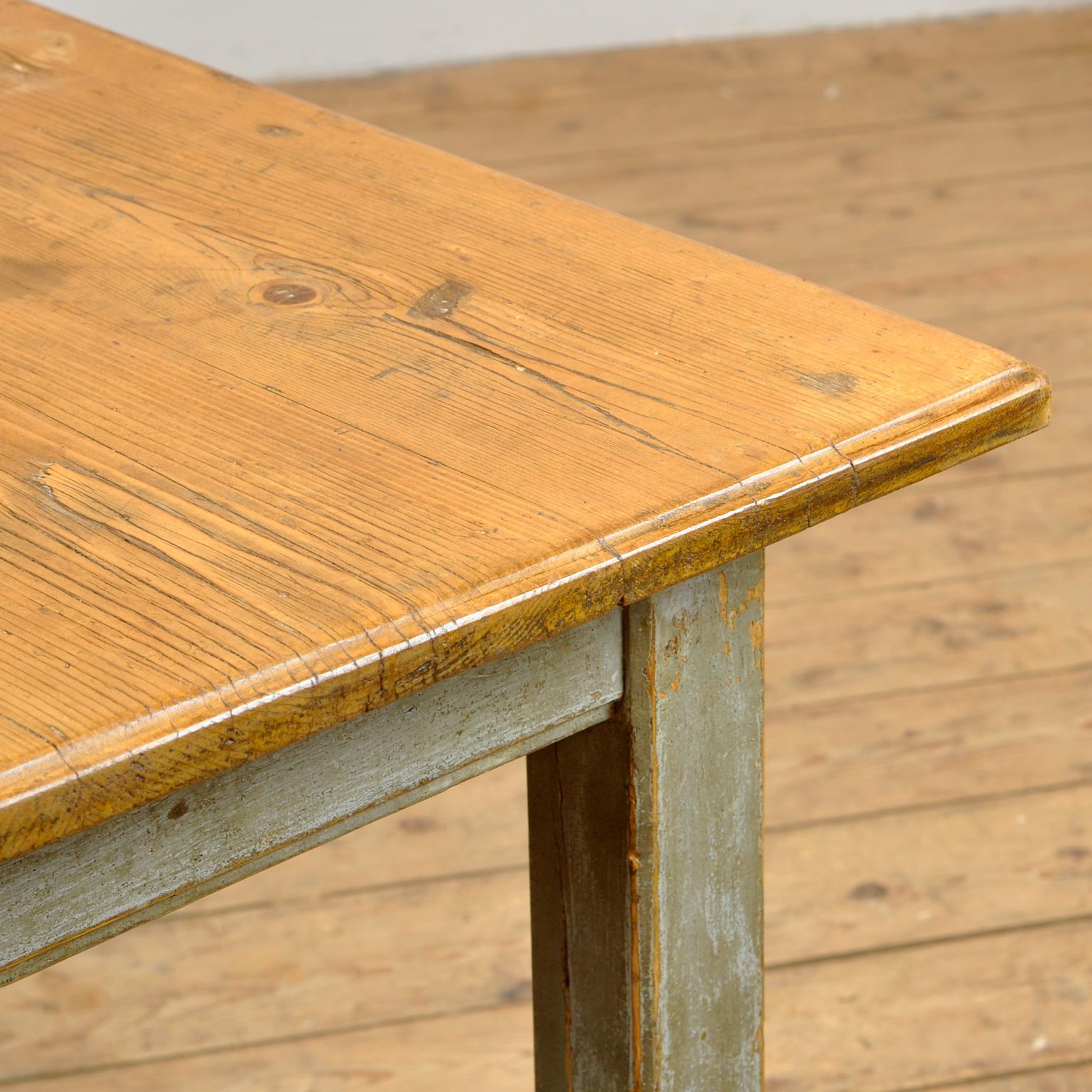 Early 20th Century Pine Prep Table 1