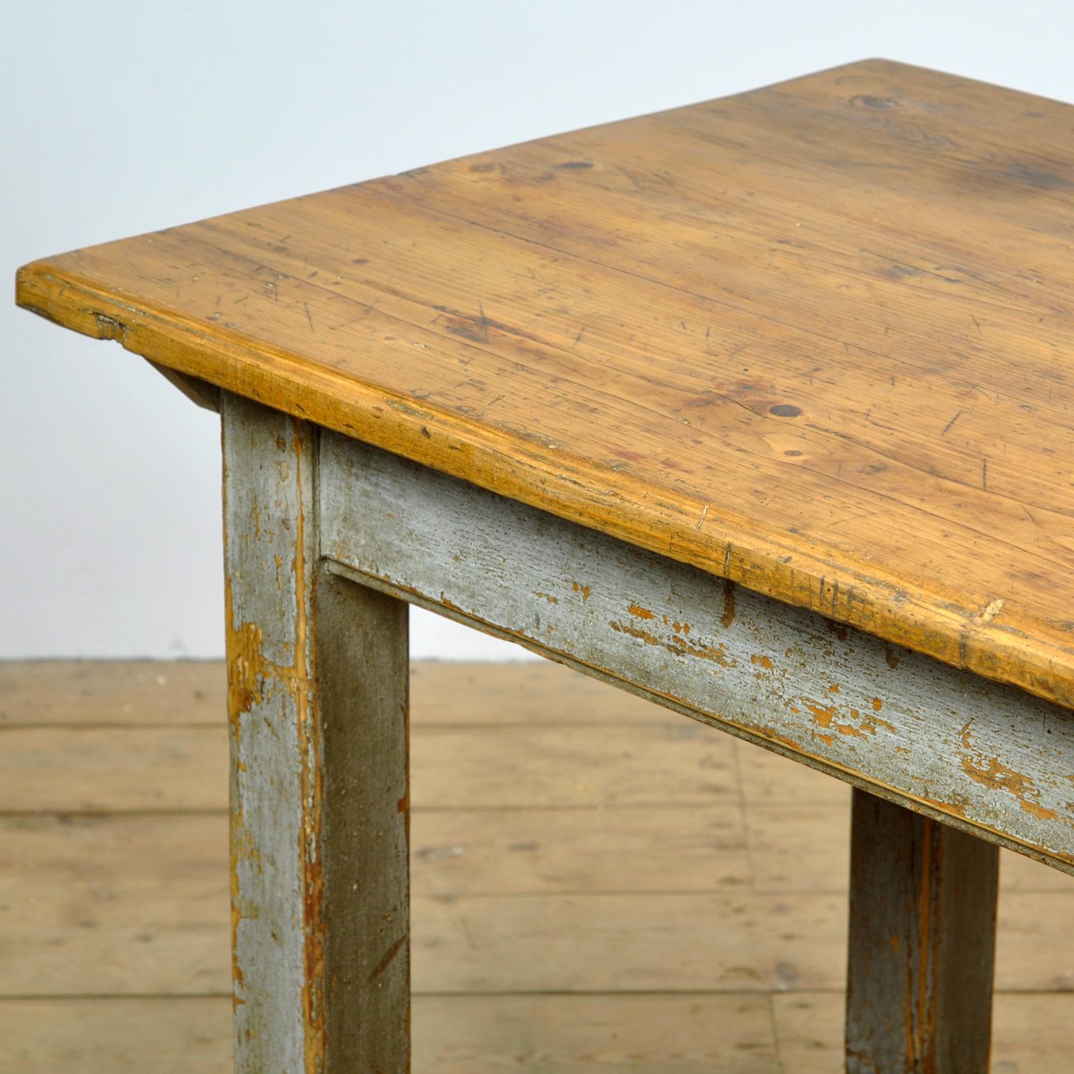 Early 20th Century Pine Prep Table 3