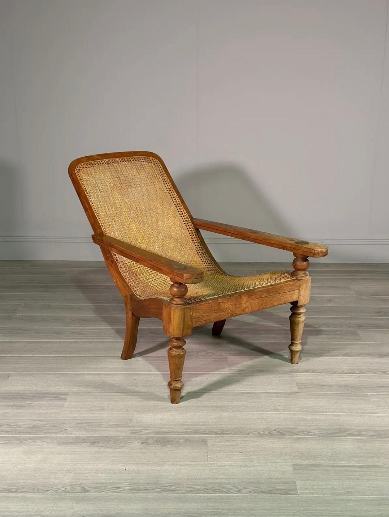 Anglo-Indian Early 20th Century Plantation Chair For Sale
