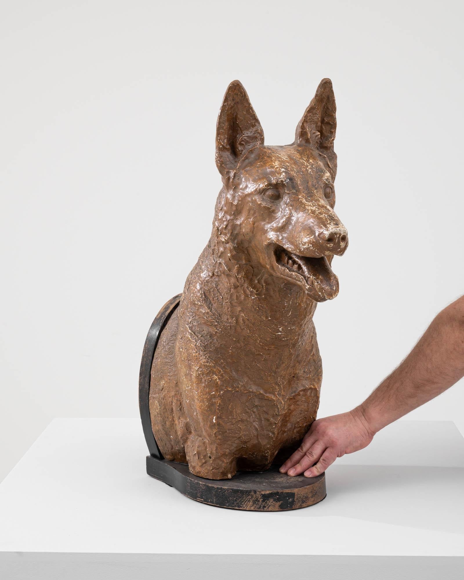 Early 20th Century Plaster Dog Sculpture In Good Condition For Sale In High Point, NC