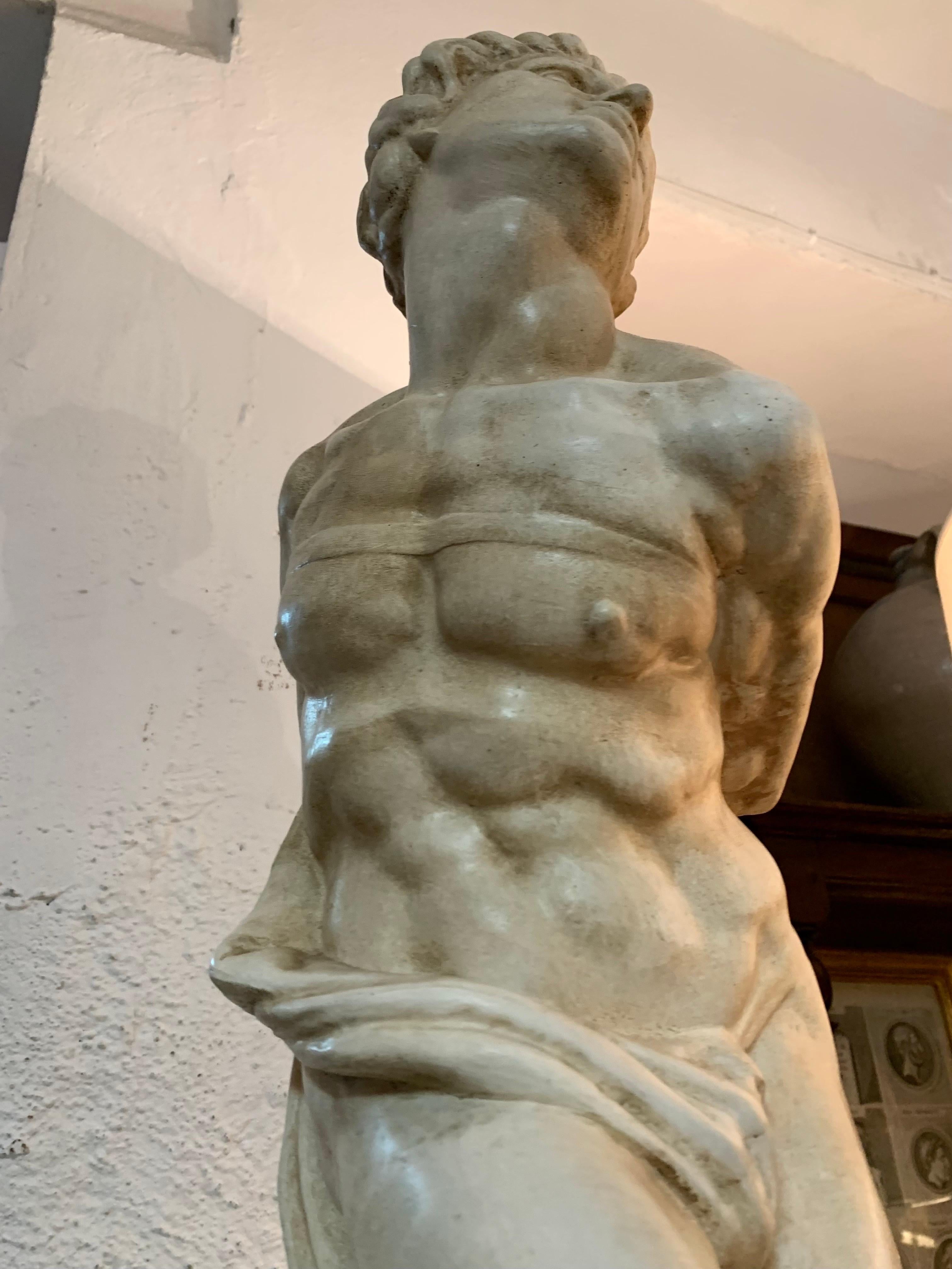 Anfang des 20. Jahrhunderts  Gips-Skulptur  Er wuchs Slave, Micchelangelo, auf.  im Angebot 2