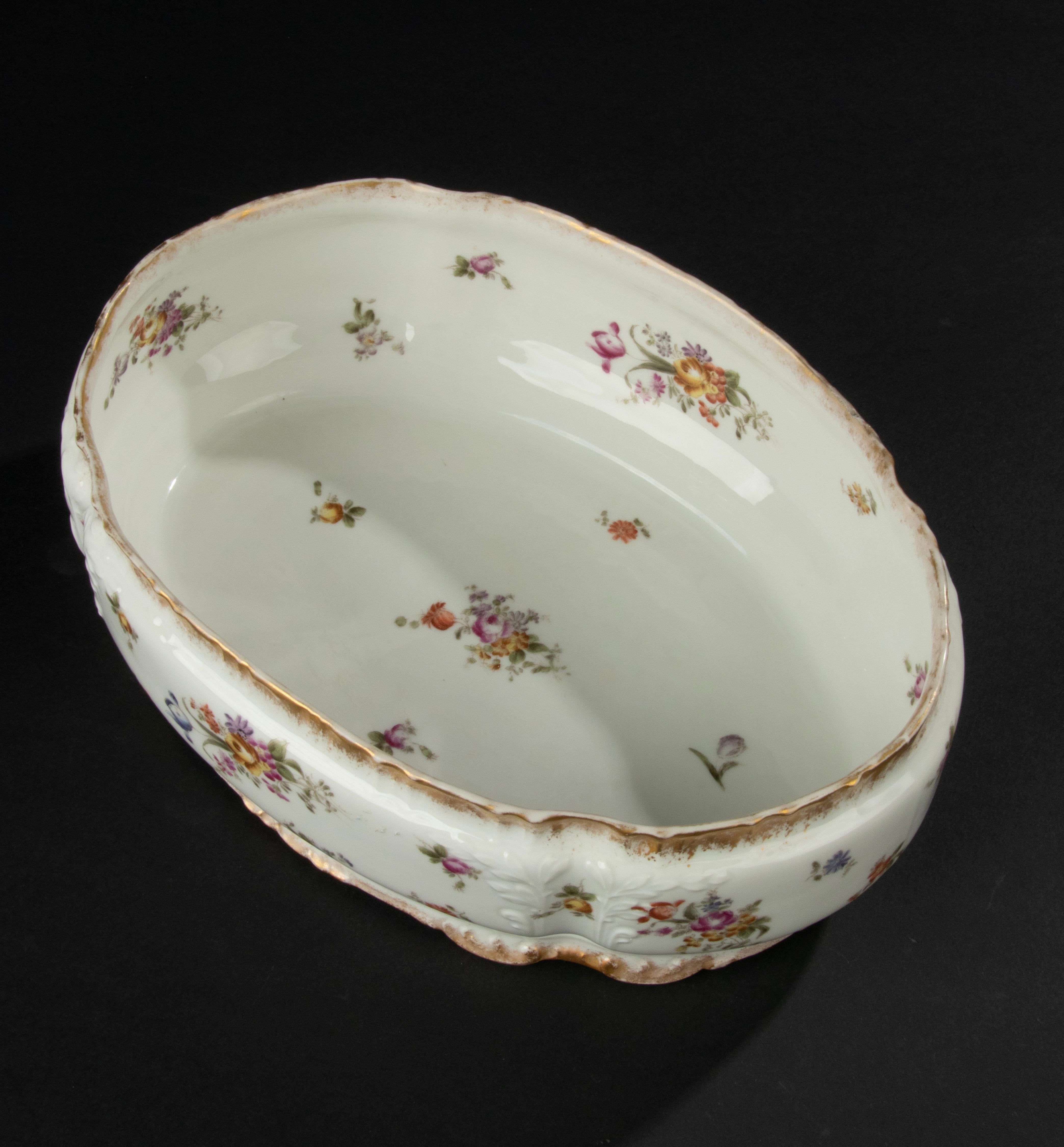Early 20th Century Porcelain Jardinière Made by Limoges, France For Sale 7