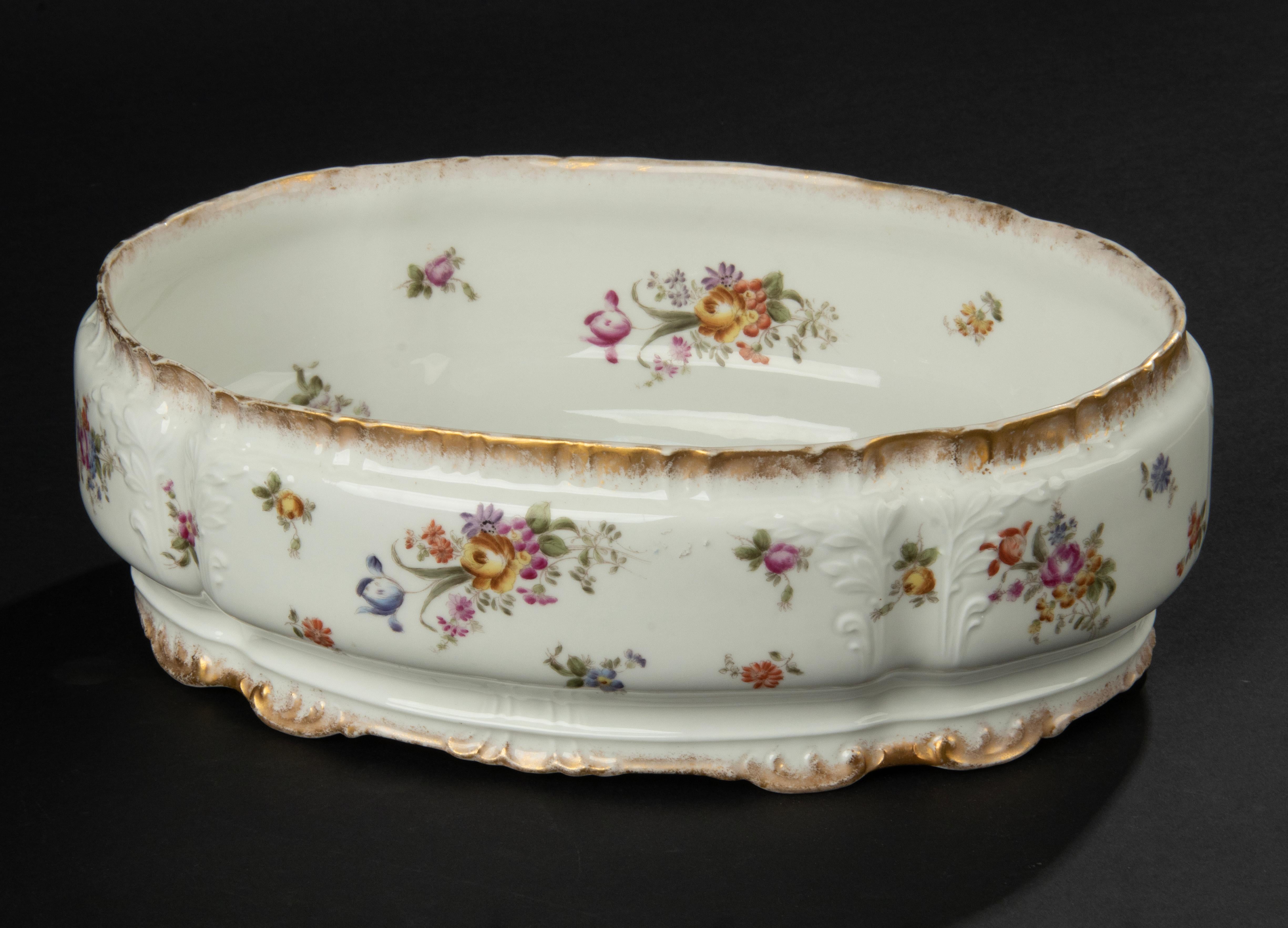 Early 20th Century Porcelain Jardinière Made by Limoges, France For Sale 8