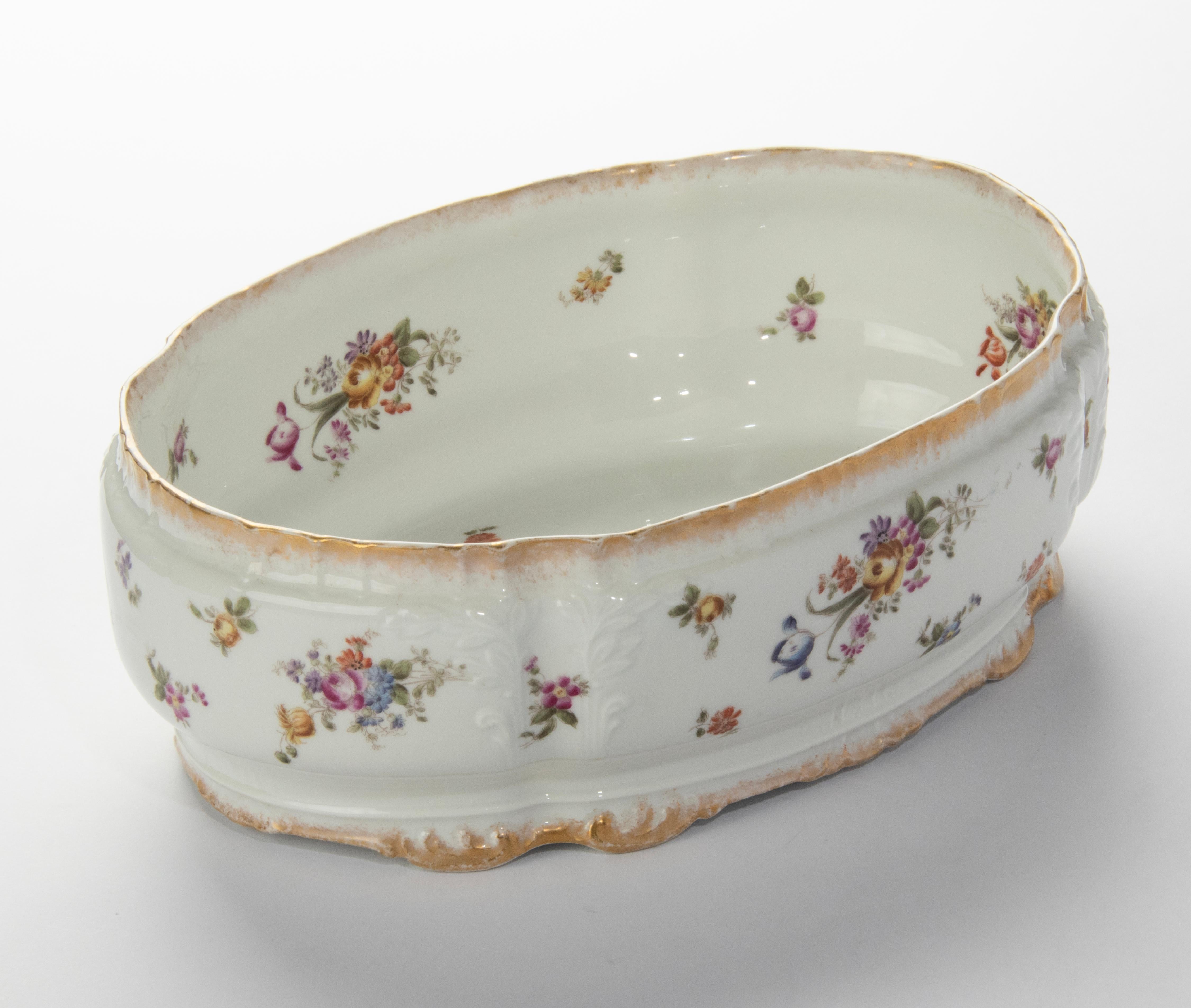 Early 20th Century Porcelain Jardinière Made by Limoges, France For Sale 11