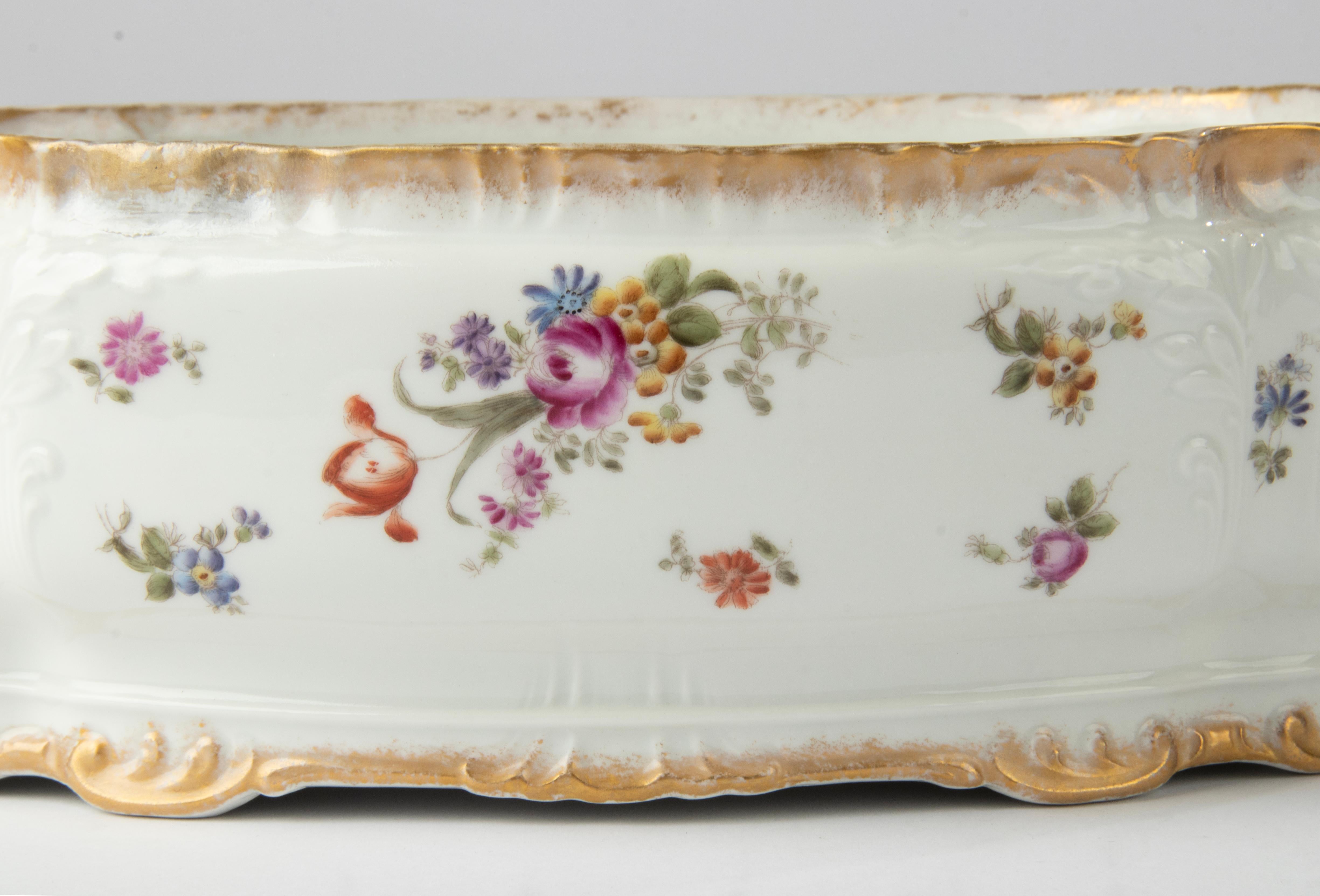 Early 20th Century Porcelain Jardinière Made by Limoges, France For Sale 13