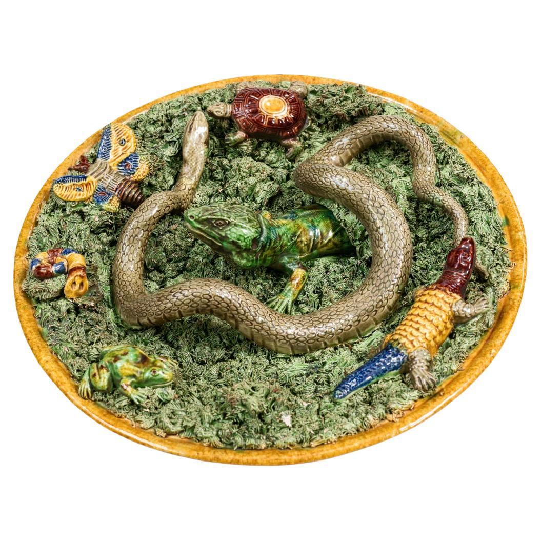 Plato Cargador de Palissy de Mayólica Portuguesa de principios del siglo XX