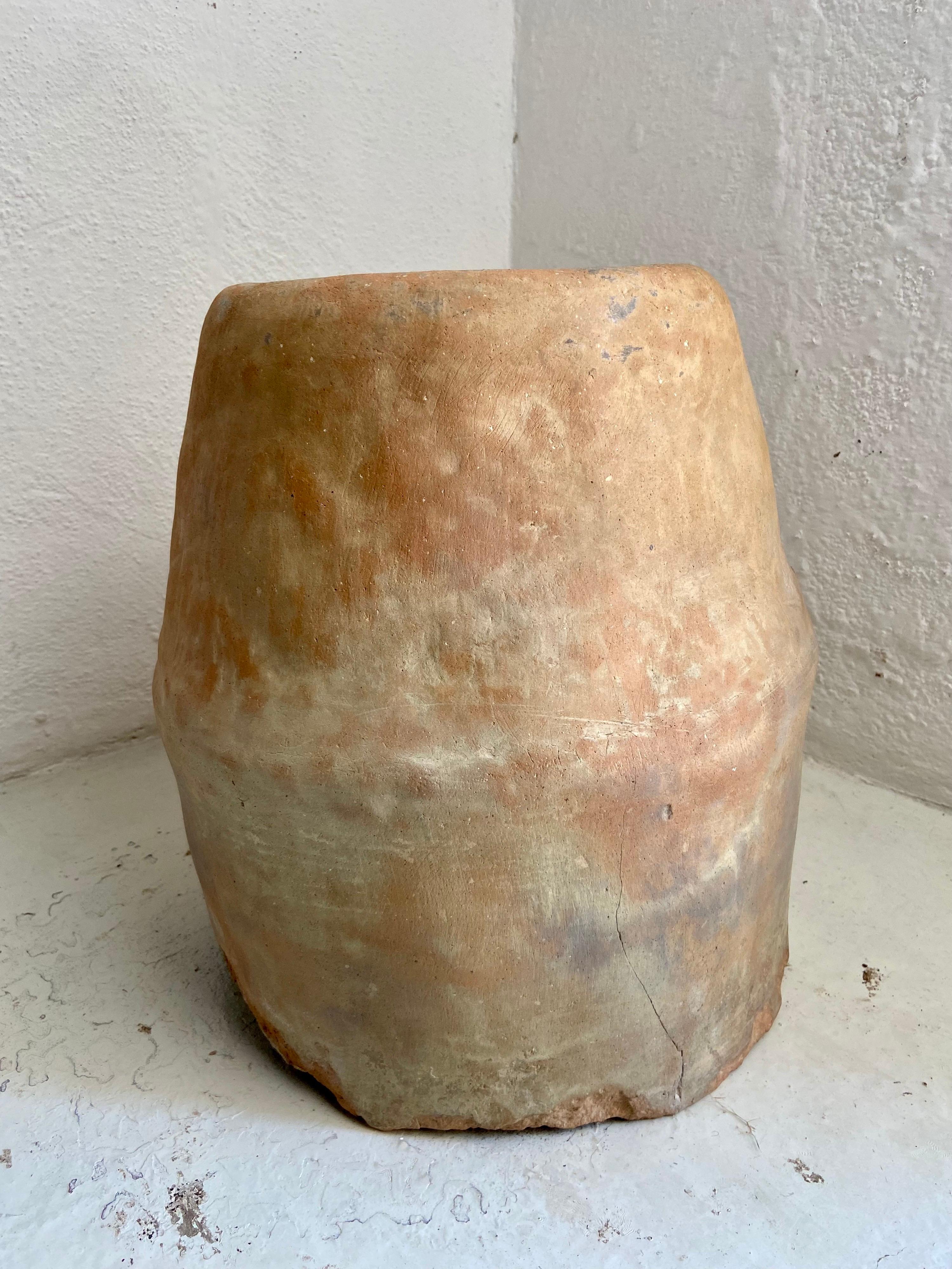 Early 20th Century Pot from Mexico For Sale 3