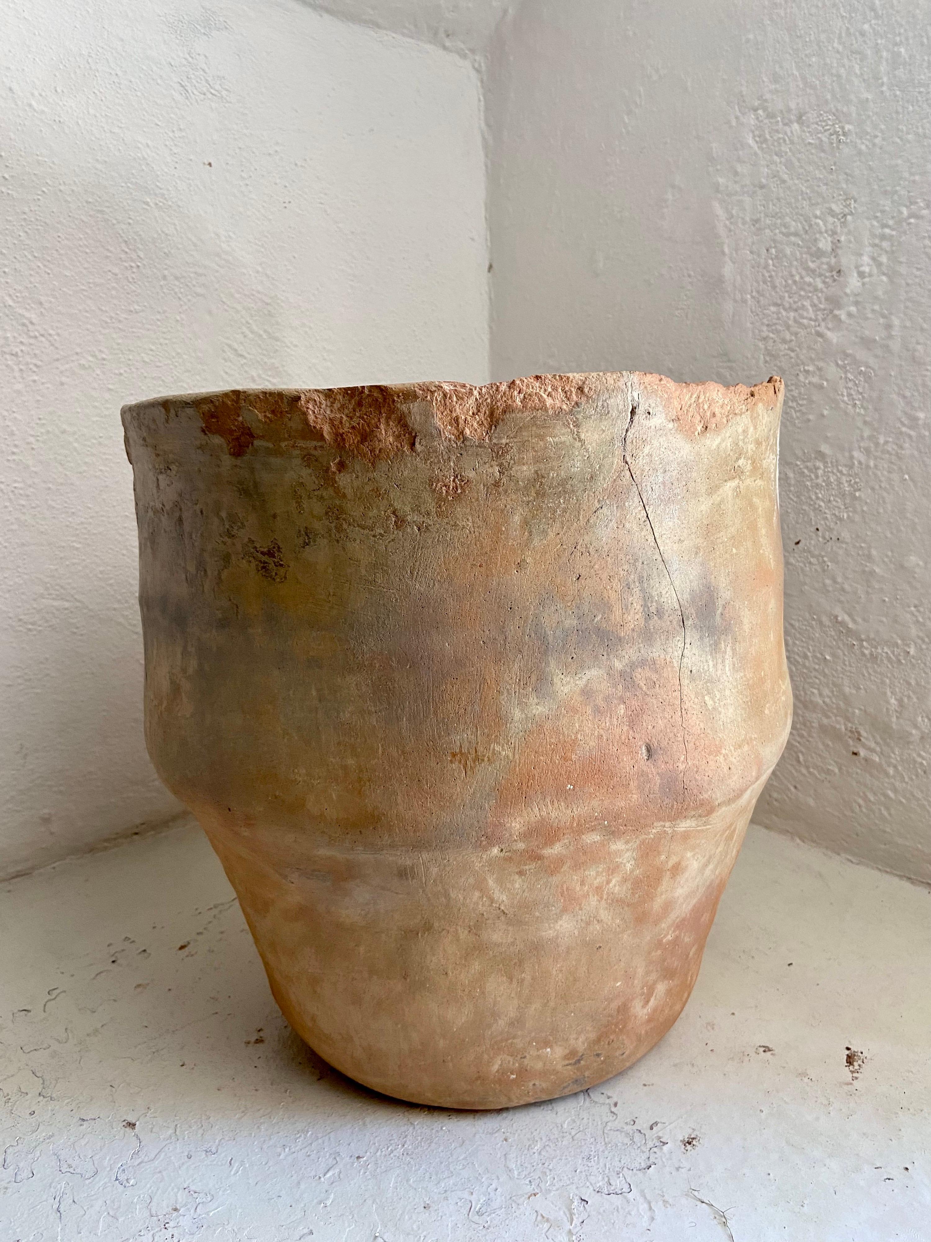 Mexican Early 20th Century Pot from Mexico For Sale