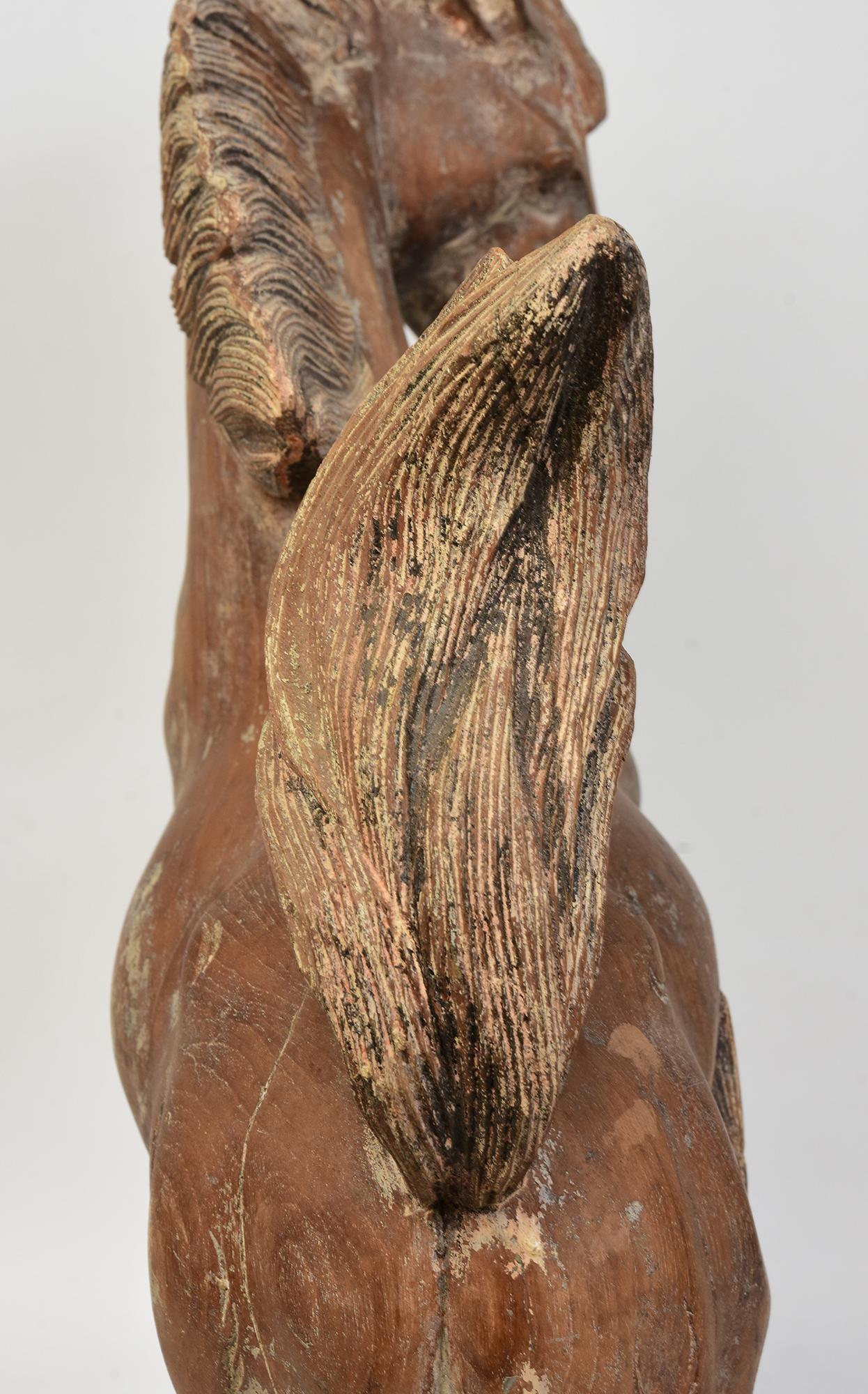 Cavallo di legno rampante dei primi del Novecento in vendita 8