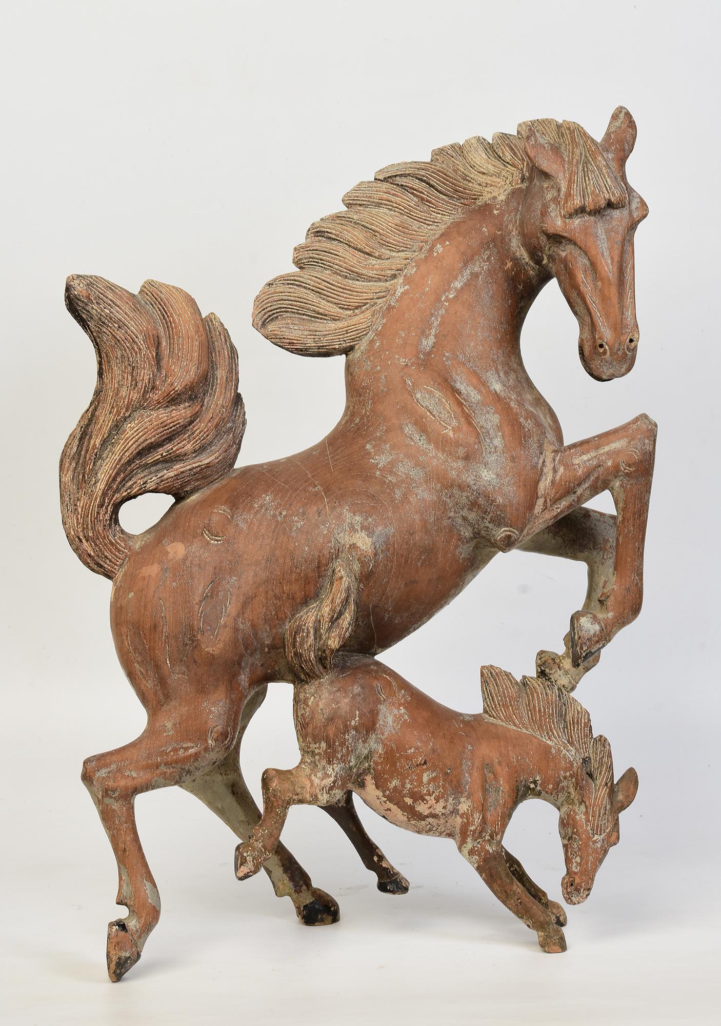 Cavallo di legno rampante dei primi del Novecento in vendita 9
