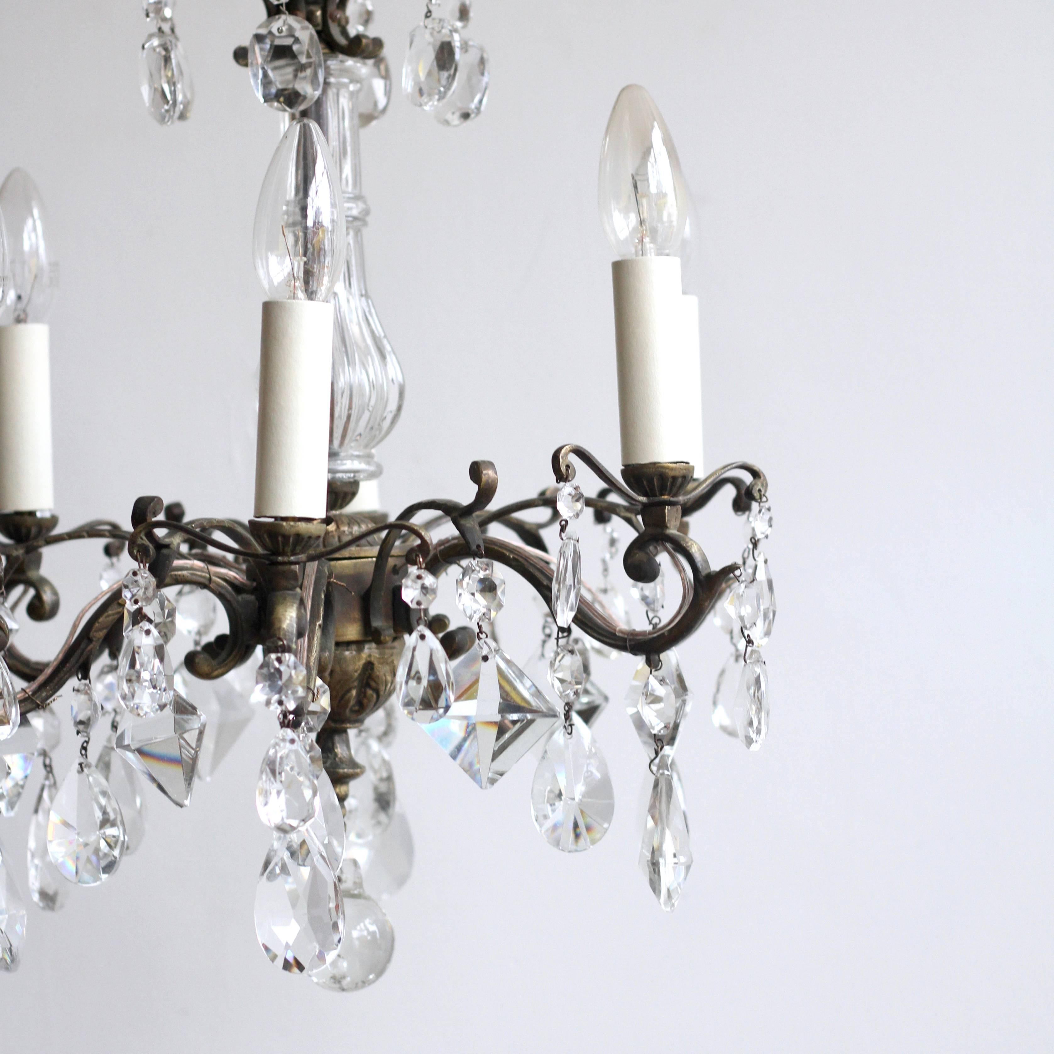 Early 20th Century Pretty French Chandelier with Crystal Drops In Good Condition In Stockport, GB