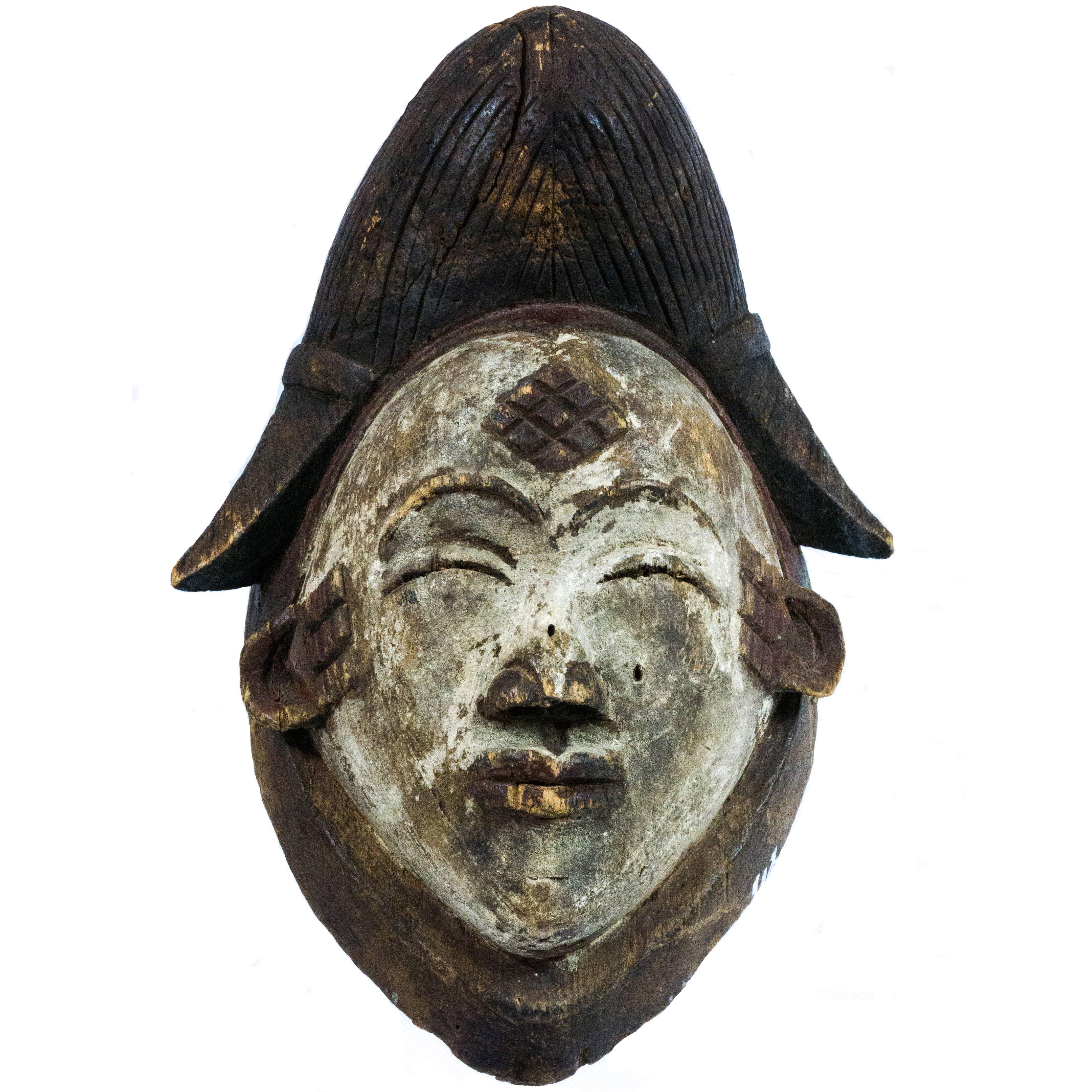 Early 20th Century Punu Mask from Gabon For Sale