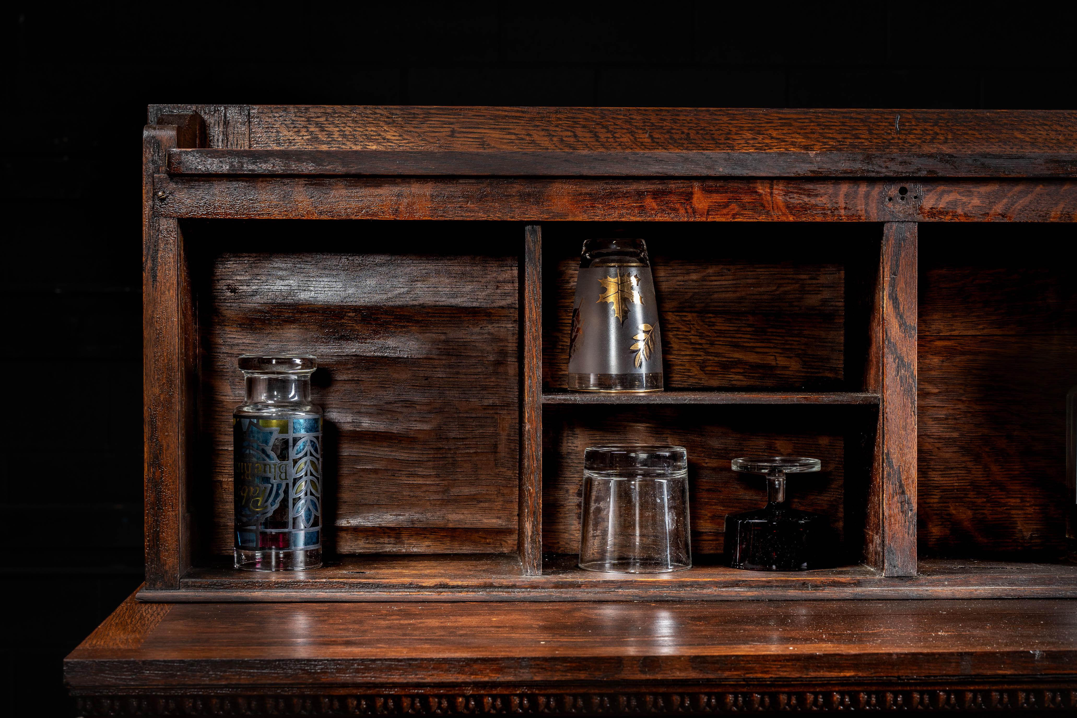 Early 20th Century Quarter Sawn Oak Dental Cabinet For Sale 10